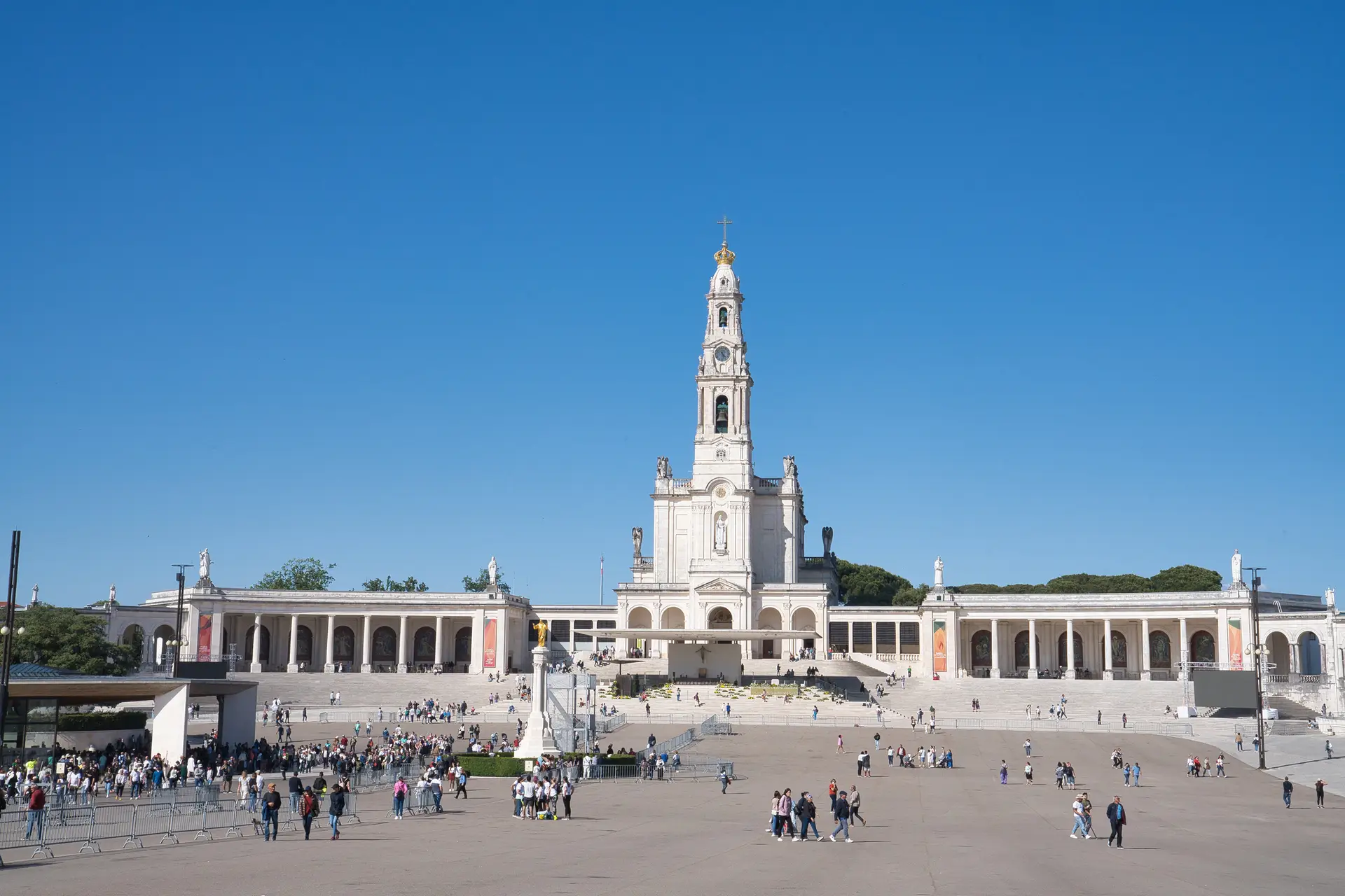 Mundo despediu-se do Papa Francisco: o último adeus ao homem que "tocou nos corações"