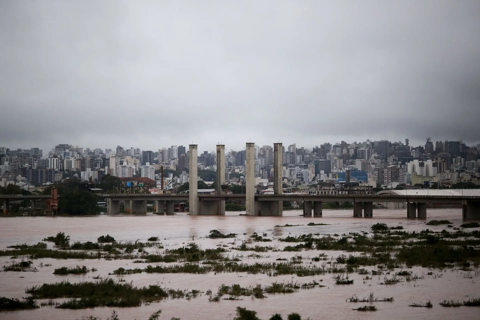 Porque está a chover tanto no sul do Brasil?