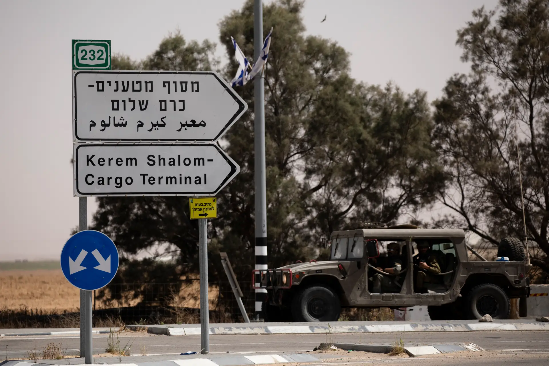 Israel anuncia reabertura de passagem em Rafah para entrar ajuda humanitária