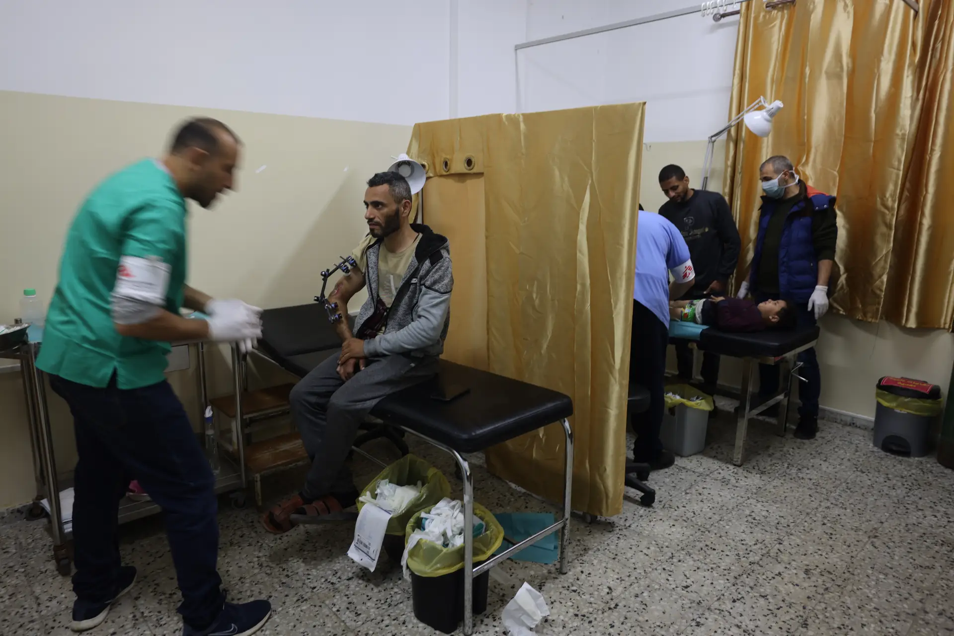 "Estamos arrasados”: profissionais de saúde em Gaza vivem sob medo, stress e ansiedade constantes