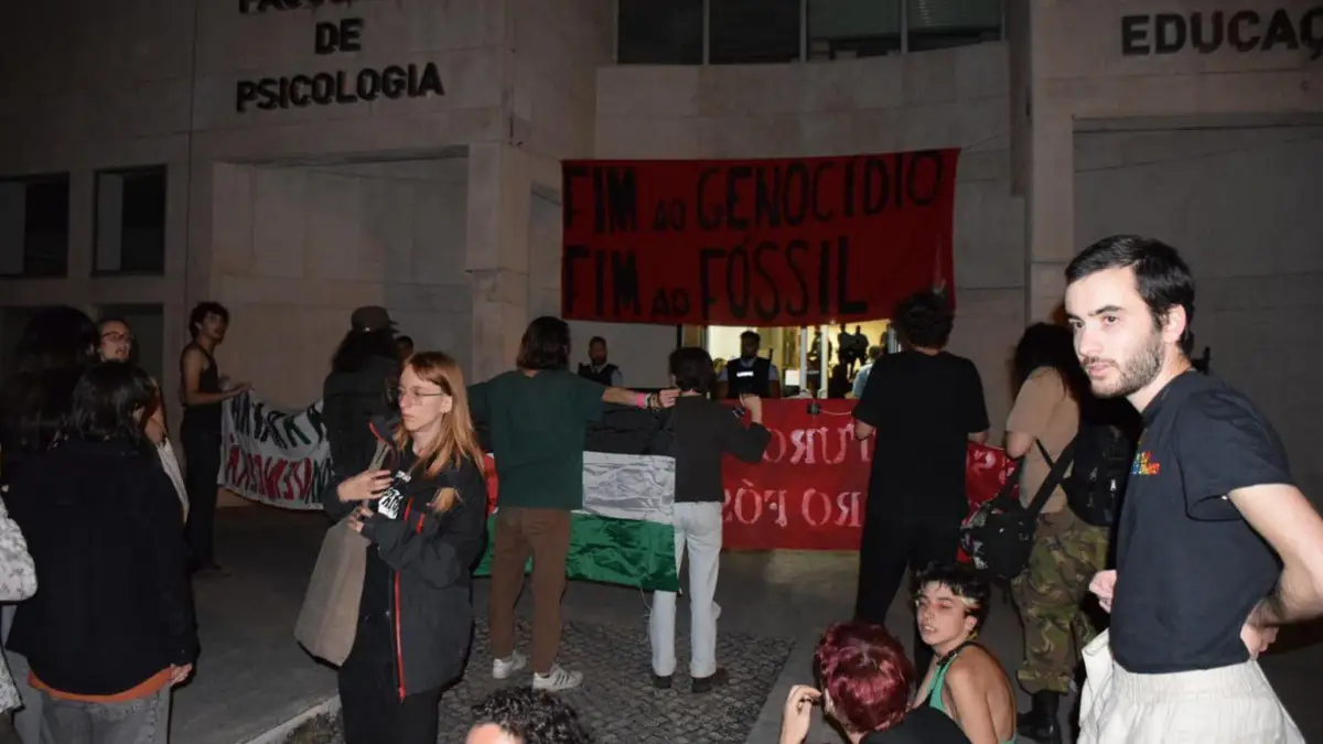 Protesto na Faculdade de Psicologia da Universidade de Lisboa