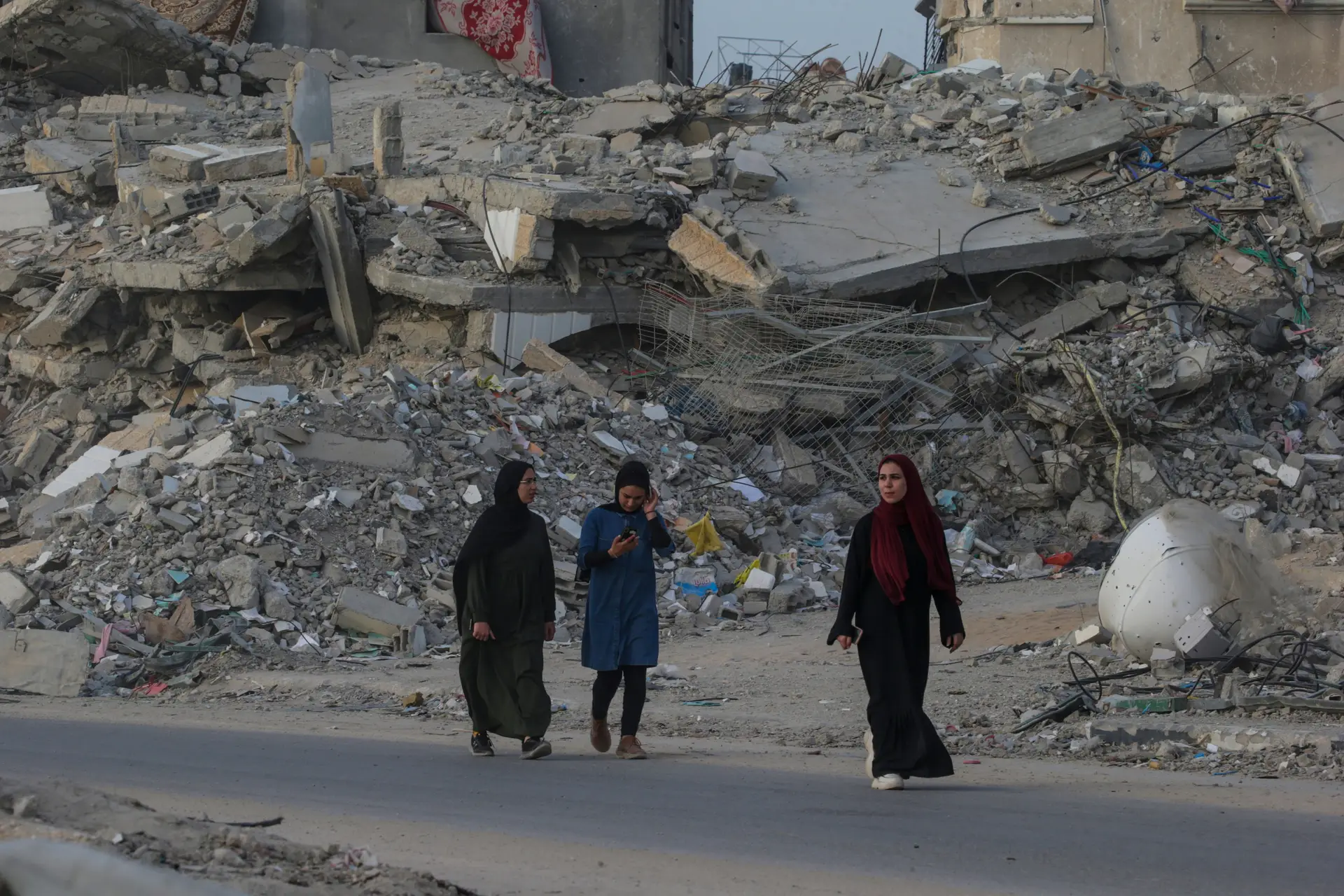 Primeiro-ministro de Israel rejeita catástrofe humanitária em Rafah