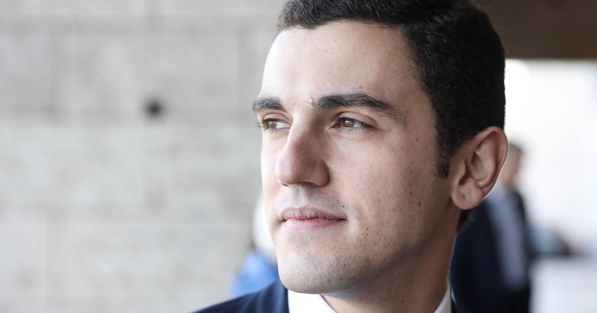 "«Indebolire il Governo? Lo trovo molto difficile»: Bugalho svaluta la minaccia di Ventura con una mozione di censura