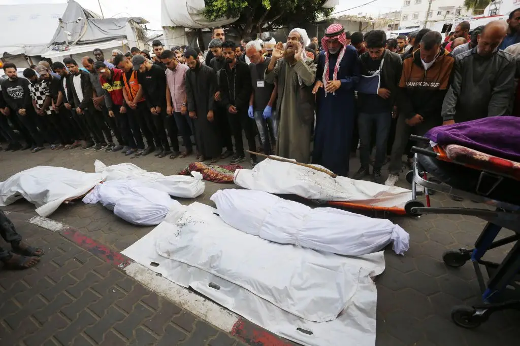 Pelo menos 82 mortos nas últimas 24 horas na Faixa de Gaza