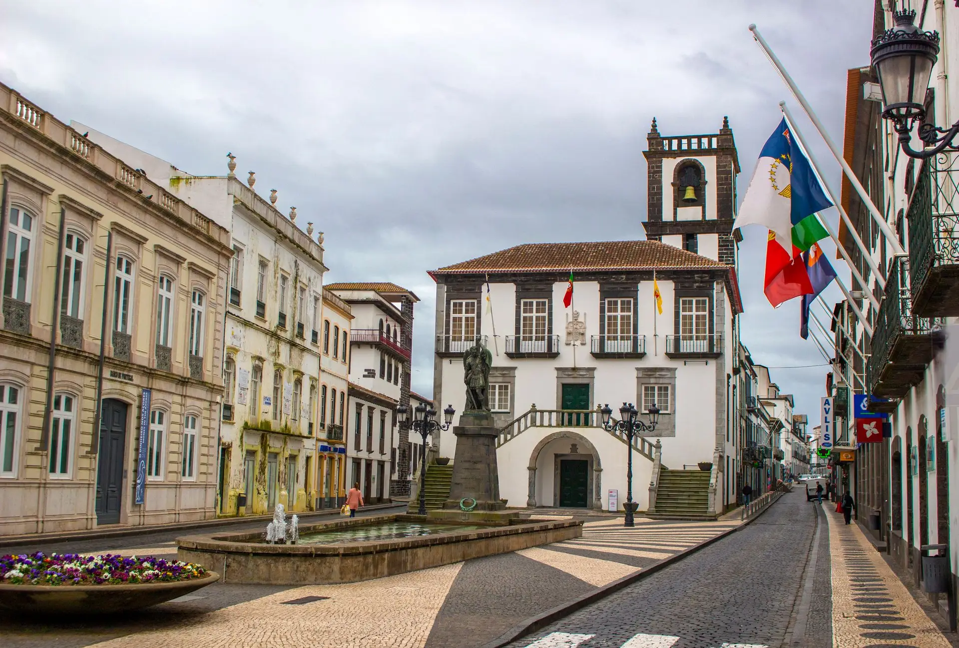 Ponta Delgada na lista dos consulados a encerrar pelos Estados Unidos