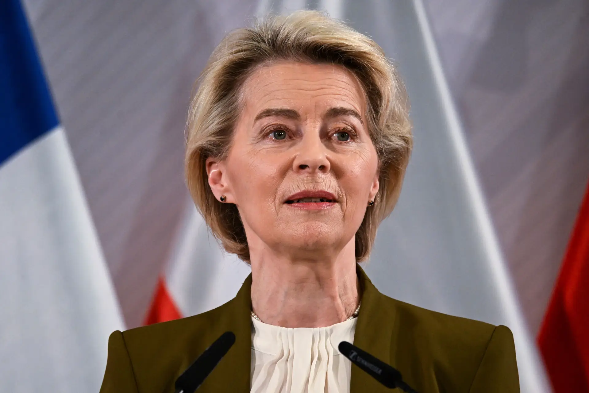 Von der Leyen vem a Portugal participar na campanha da AD para as Europeias