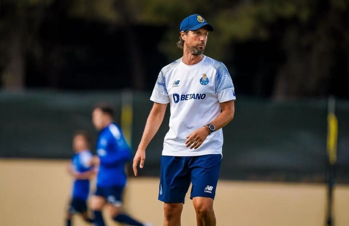 Volte face no Dragão? Vítor Bruno poderá ser o novo treinador do FC Porto