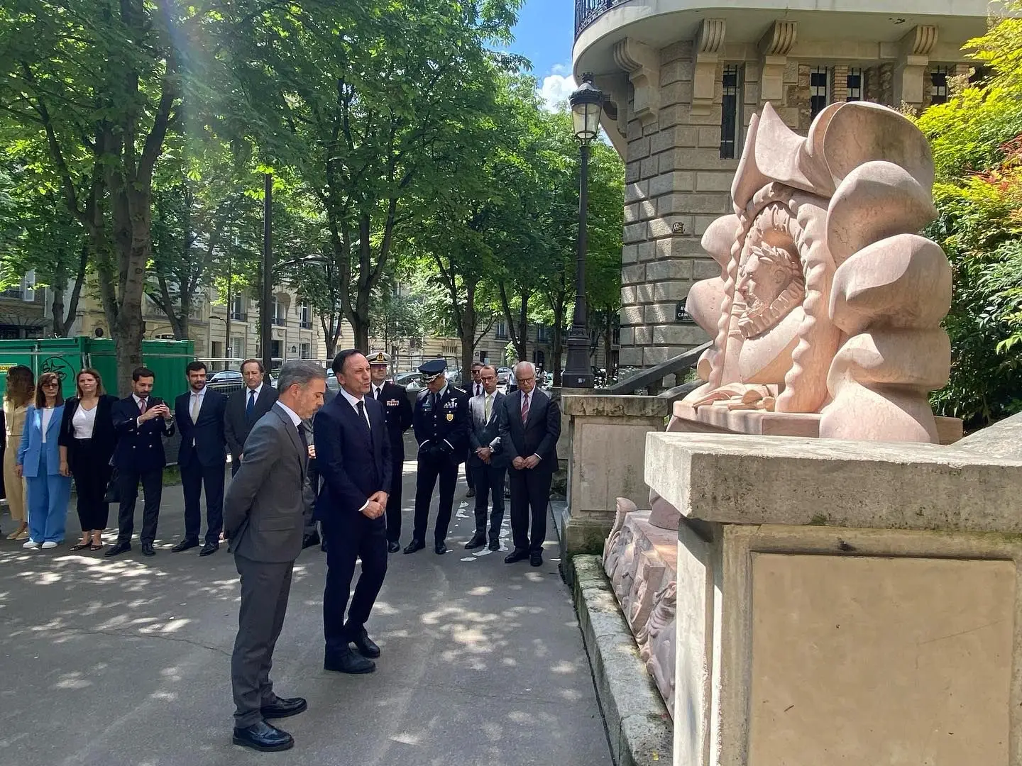 Ministro dos Assuntos Parlamentares comemorou Dia de Portugal em Paris