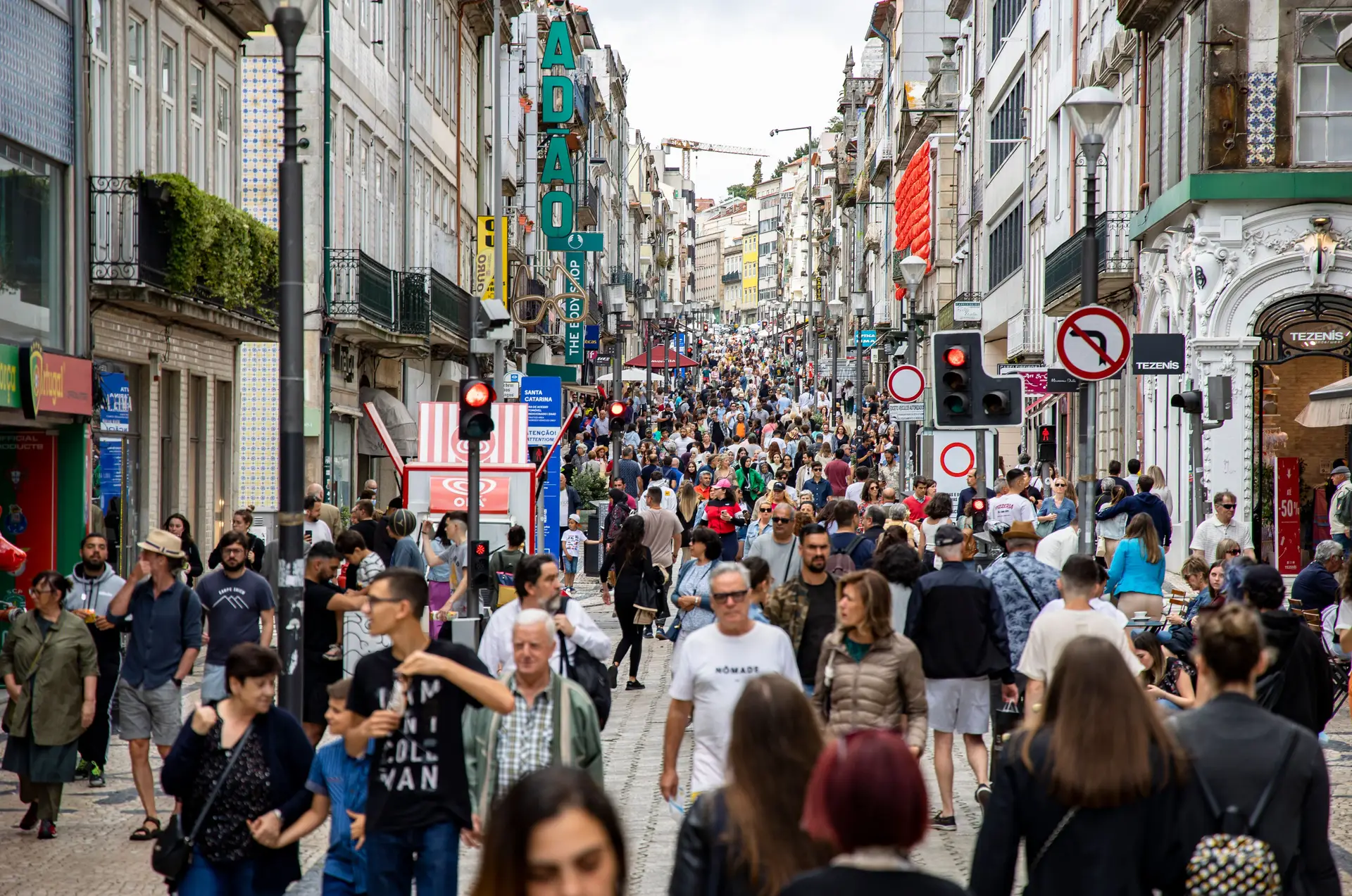 Regulamento dos animadores de rua entra em vigor no Porto