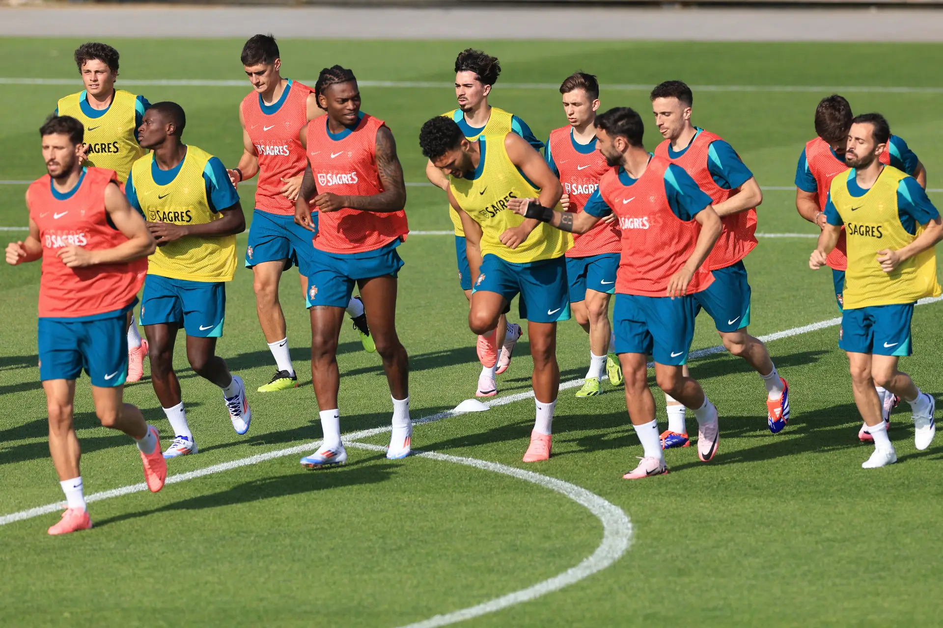 Seleção vernáculo faz último treino antes do pessoal com a Irlanda