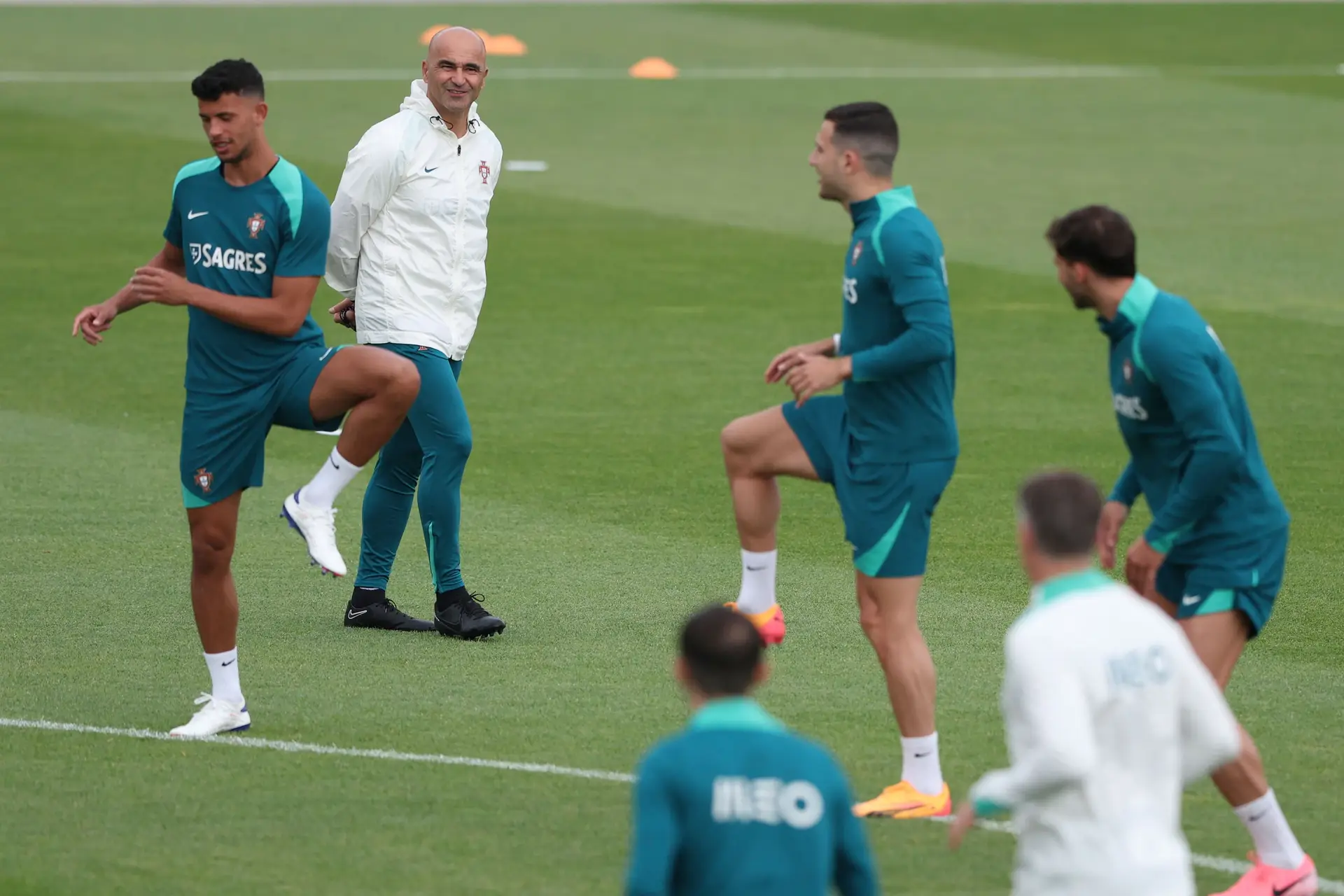 Boas notícias para Martínez: seleção na máxima força no último treino antes do jogo com a Irlanda