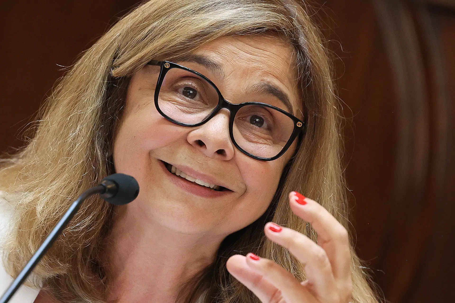 PCP quer ministra da Saúde com urgência no parlamento sobre situação no INEM