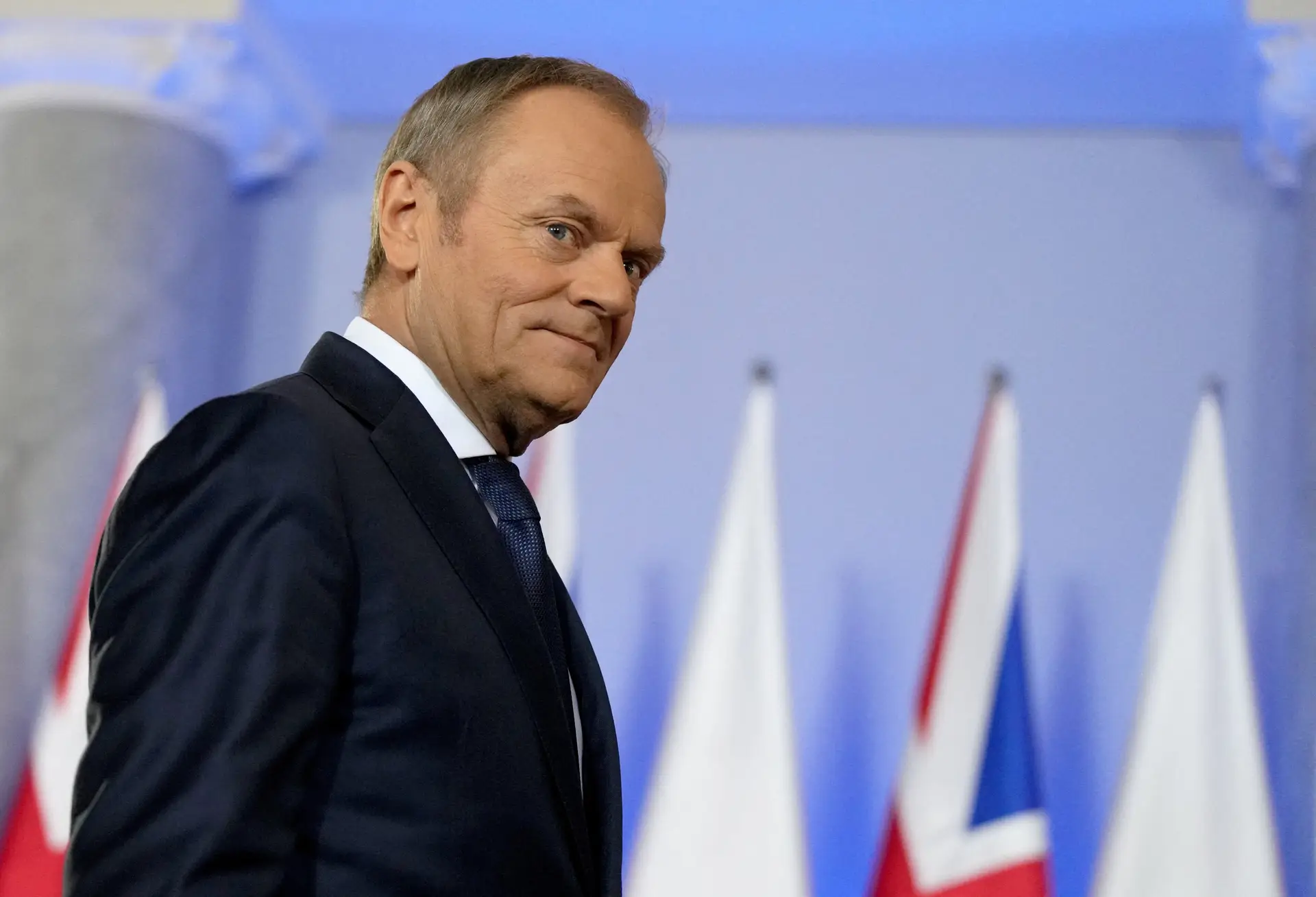 Donald Tusk levanta dúvidas sobre nomeação de Costa para presidência do Conselho Europeu