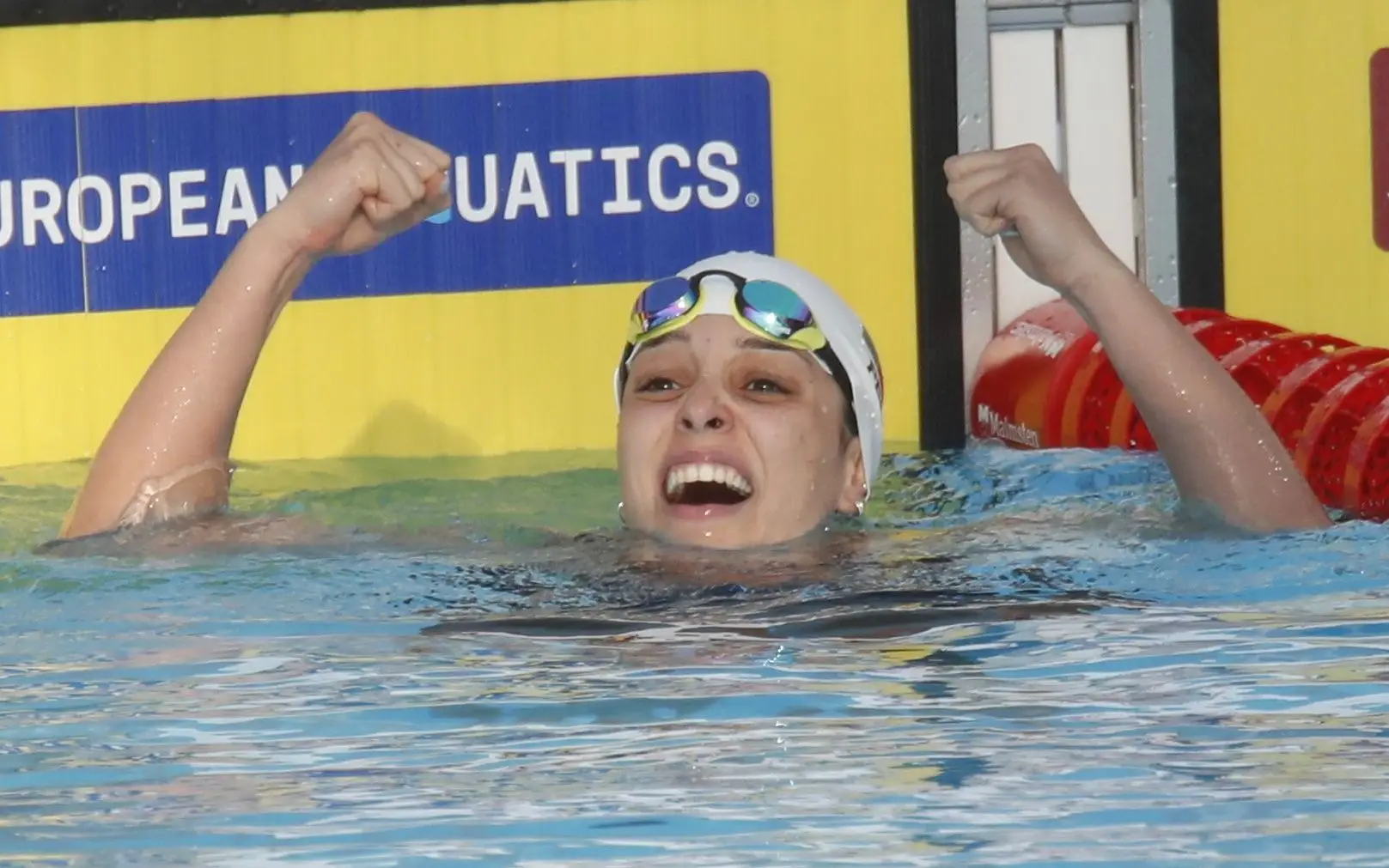 Natação: Camila Rebelo campeã europeia dos 200 metros costas