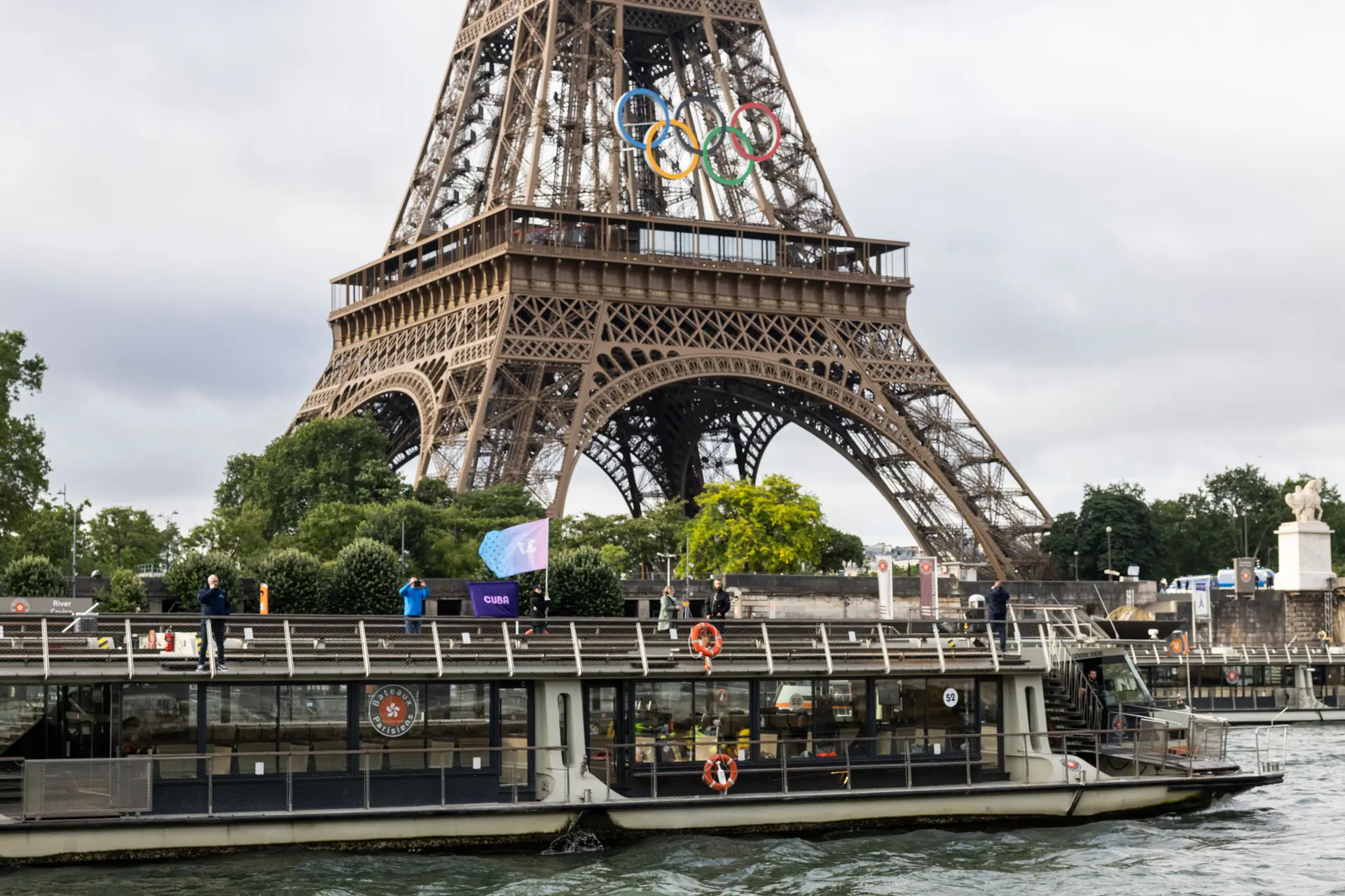 Mais de 50 barcos ensaiam no rio Sena cerimónia de abertura dos Jogos Olímpicos de Paris 