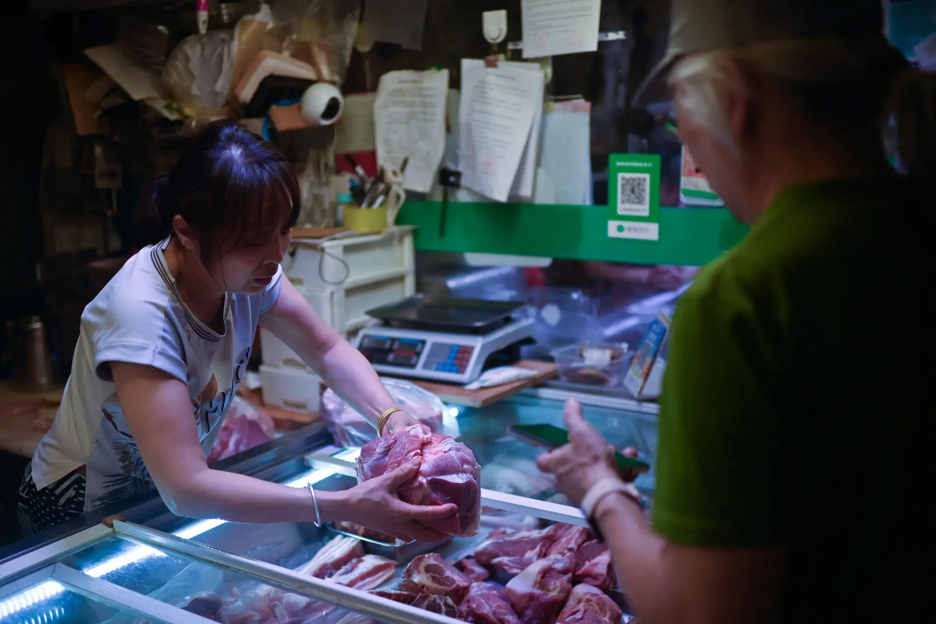 Retaliação da China? Governo chinês investiga carne de porco importada da UE