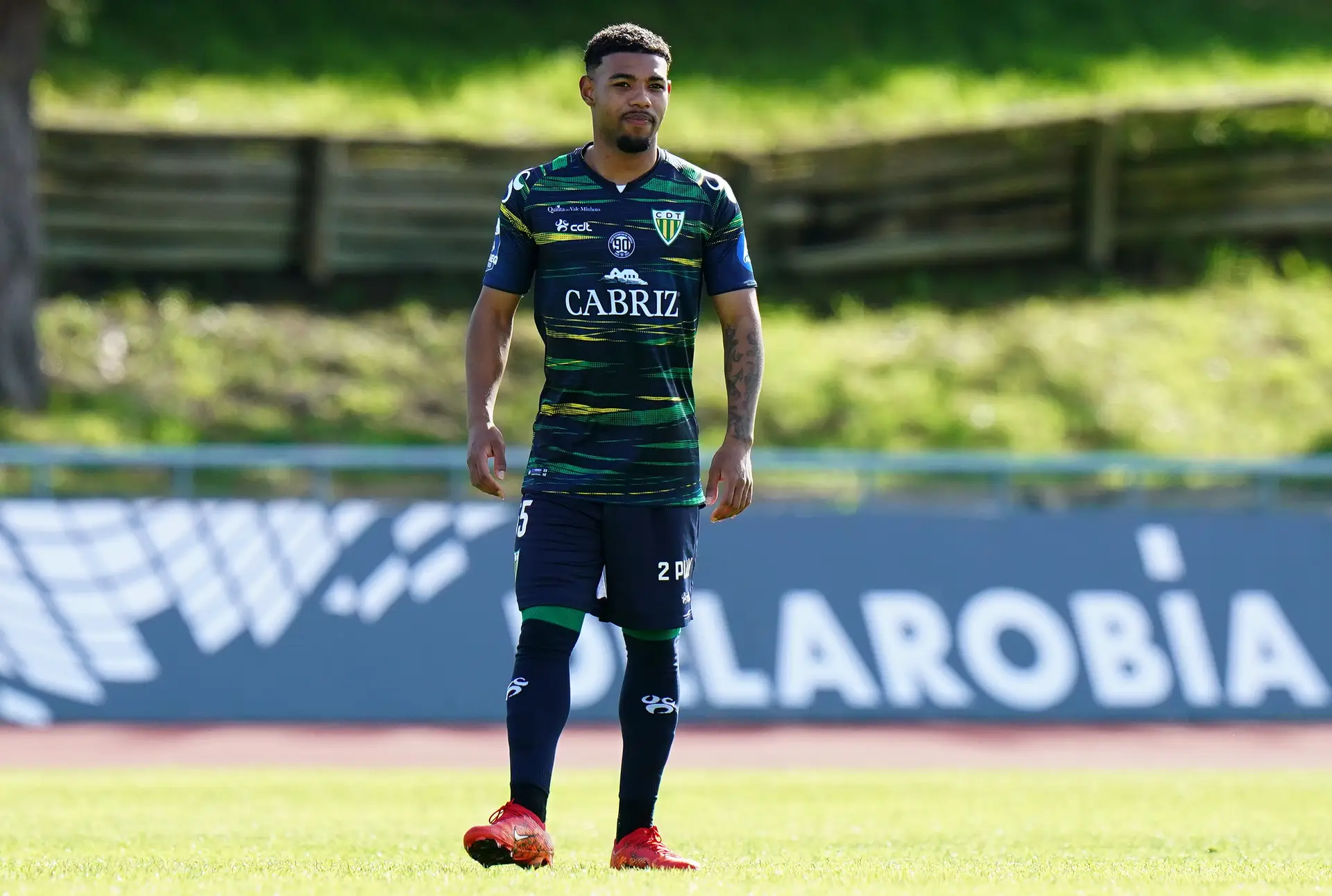 Extremo brasileiro Luan Farias vai jogar pelo Benfica na próxima época 