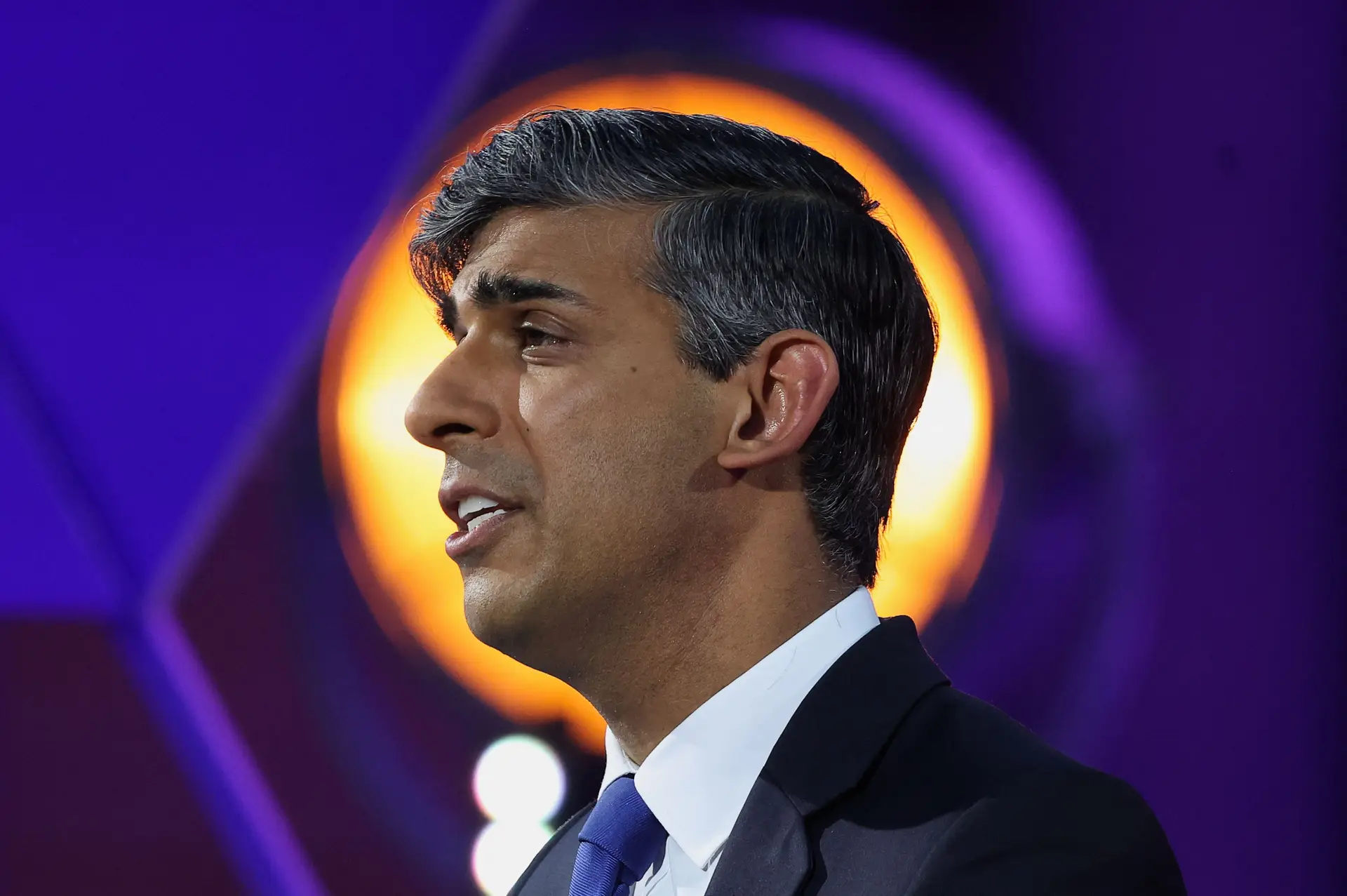 "Paquistanês de m****”: Rishi Sunak zangado por causa de comentários racistas
