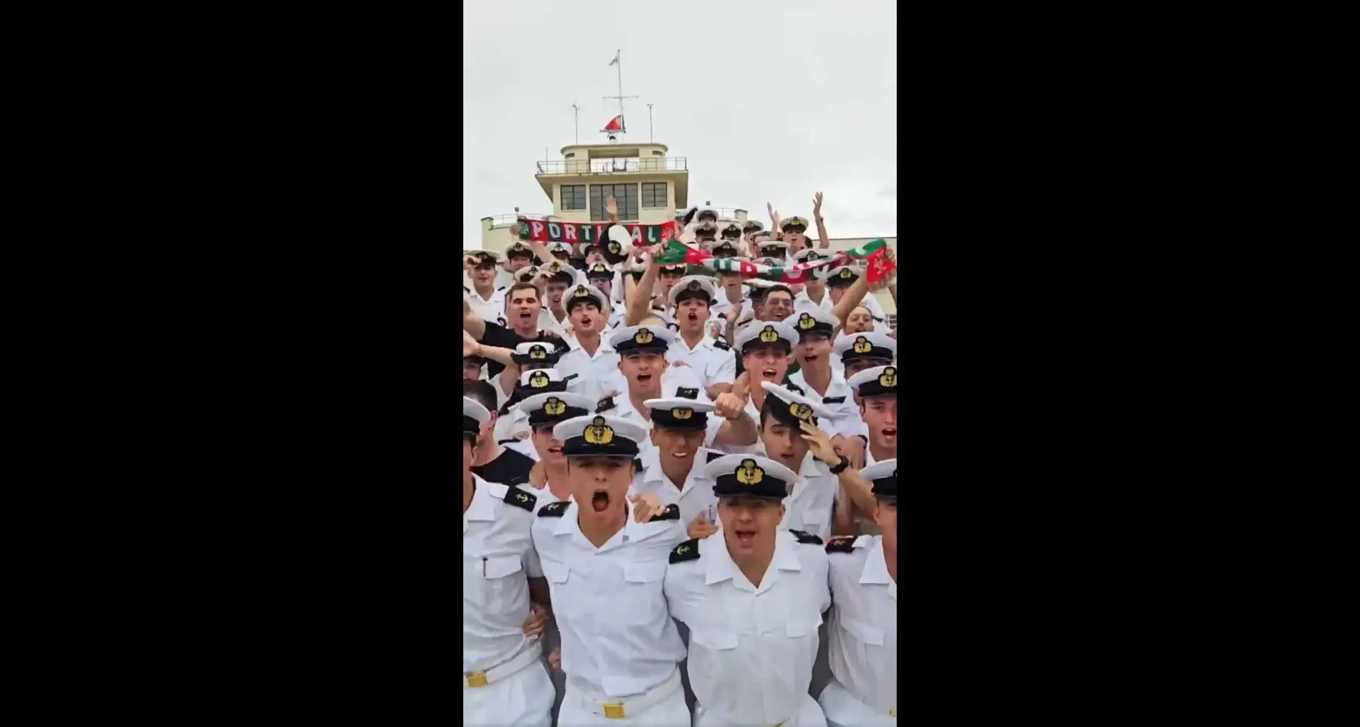 "Sou, de Portugal eu sou": Marinha grava vídeo emocionante de apoio à seleção