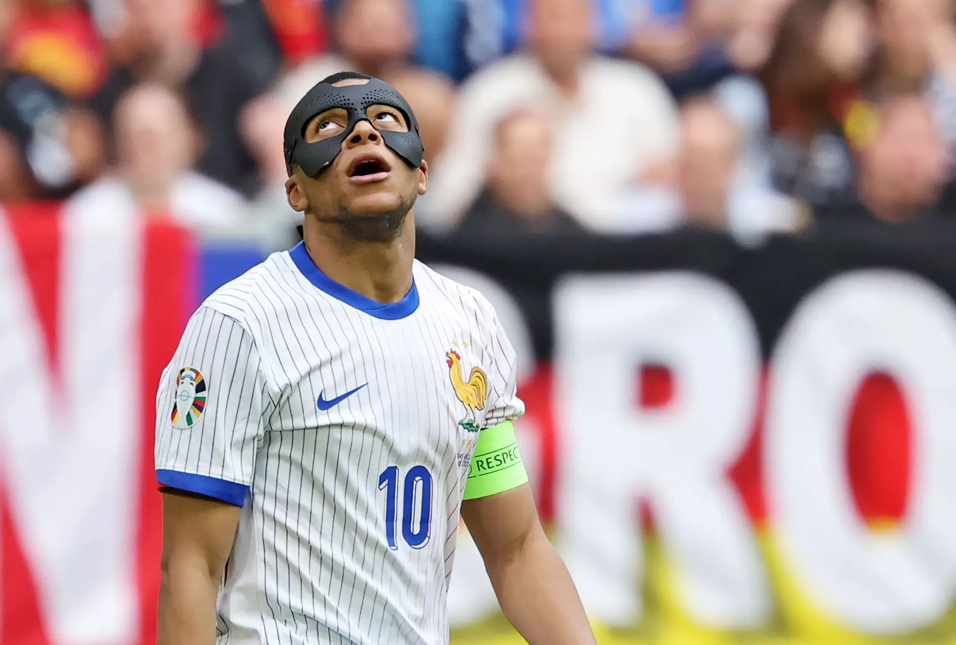 Kylian Mbappé durante a partida contra a Bélgica.
