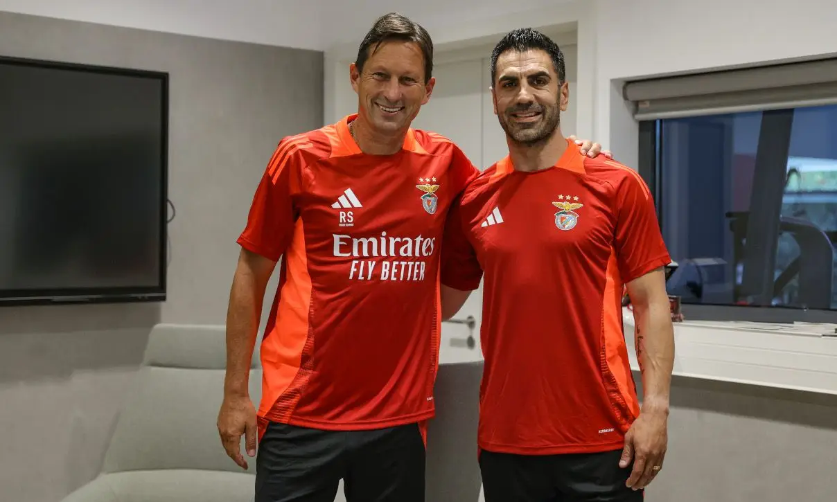 Benfica: Ricardo Rocha sucede a Javi García nas funções de adjunto de Schmidt