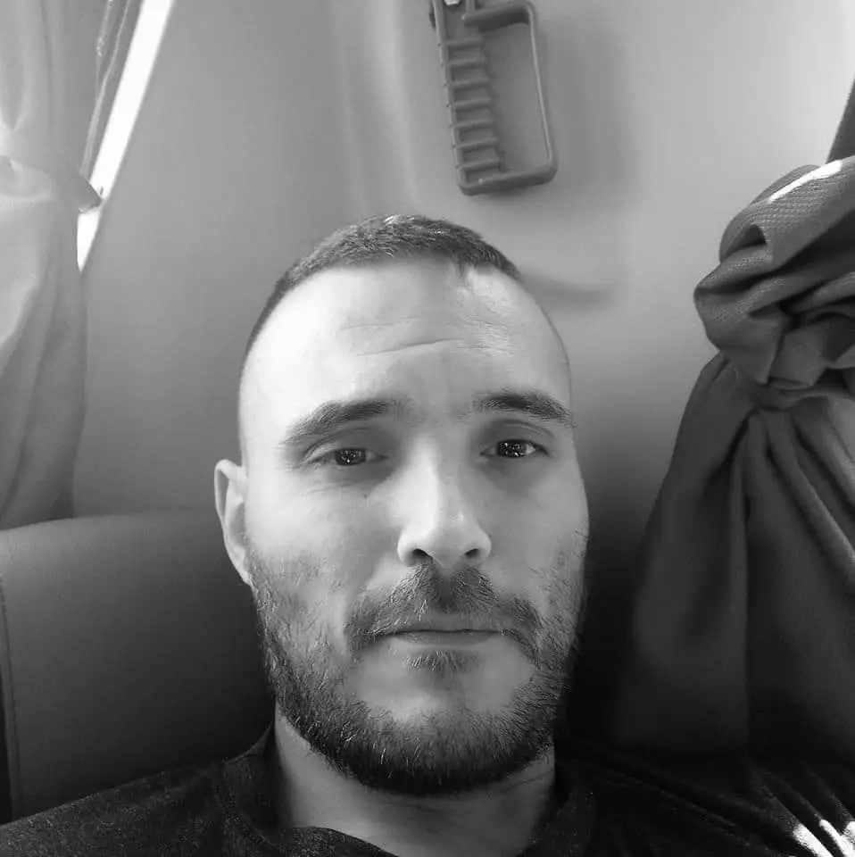 Embaixada de França já entrou em contacto com a família do ex-bombeiro português morto na Ucrânia  