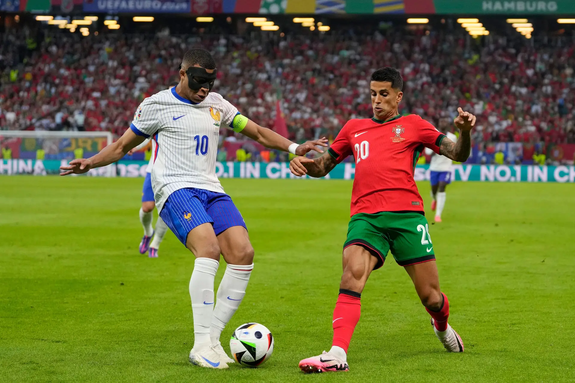 Mbappé e João Cancelo