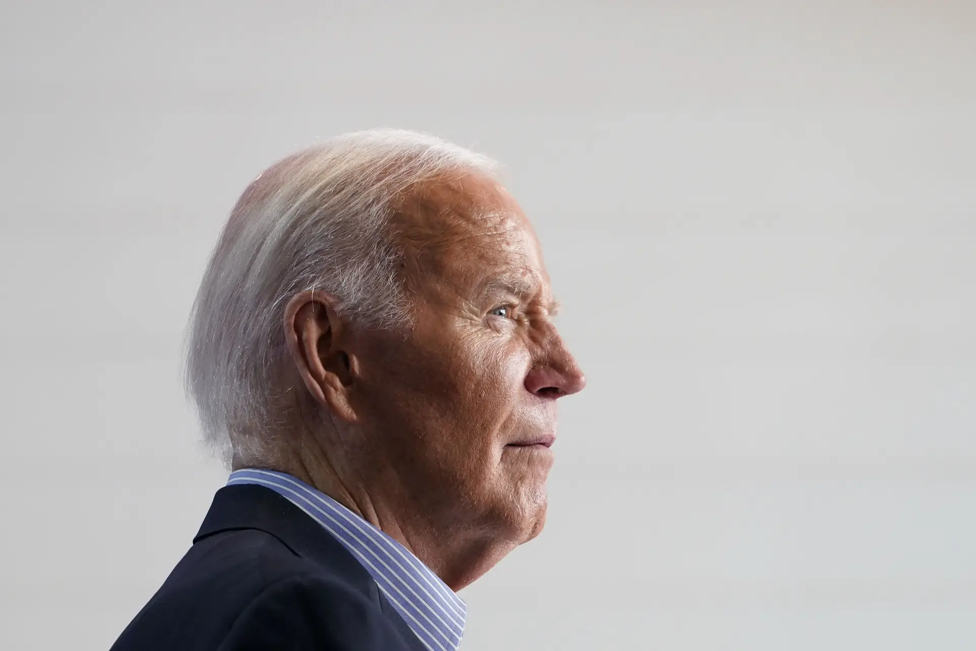 Joe Biden aparece em público pela primeira vez após desistir da corrida à Casa Branca 