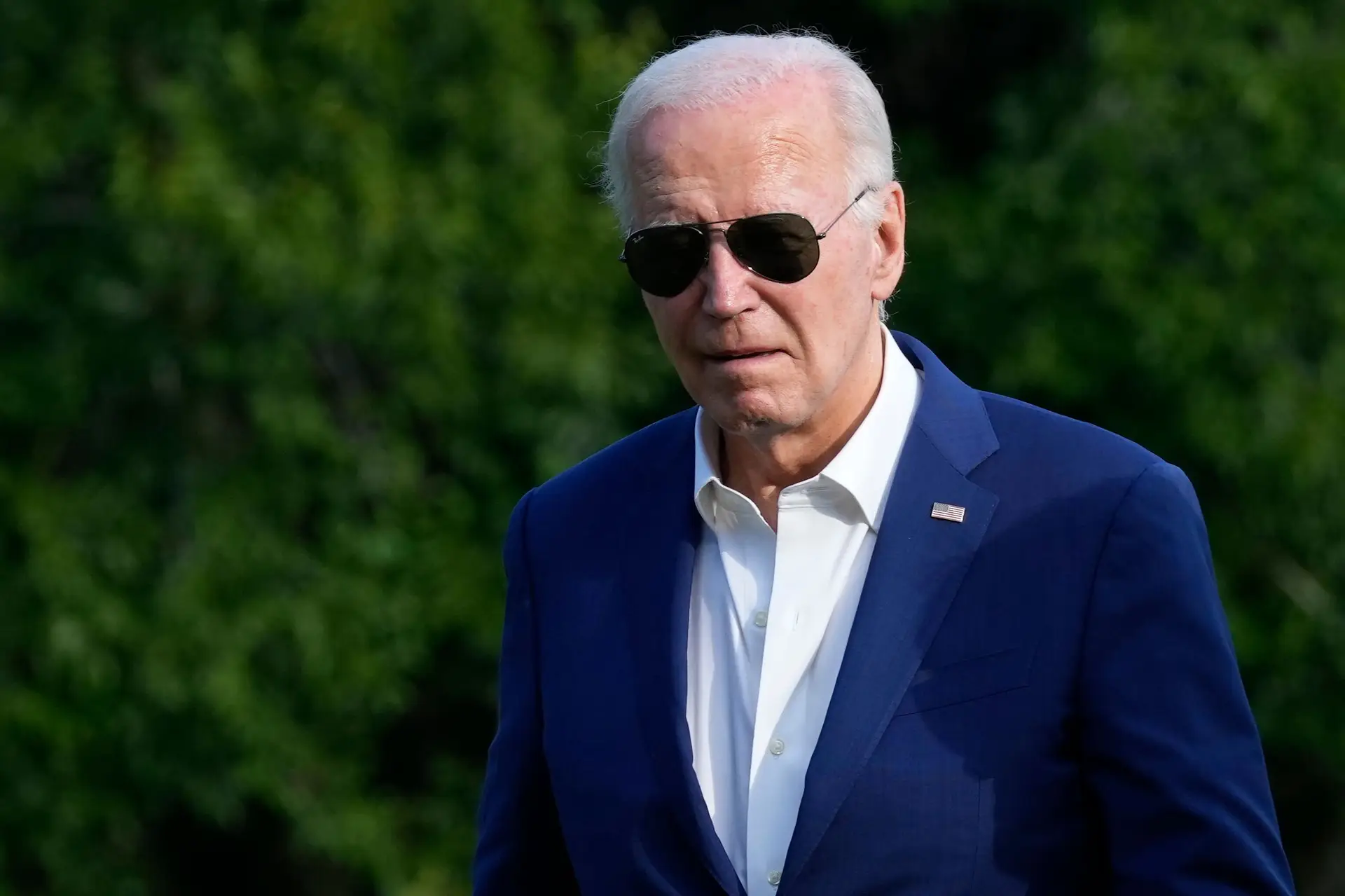 Sobe número de democratas que pedem que Biden desista da corrida às presidenciais