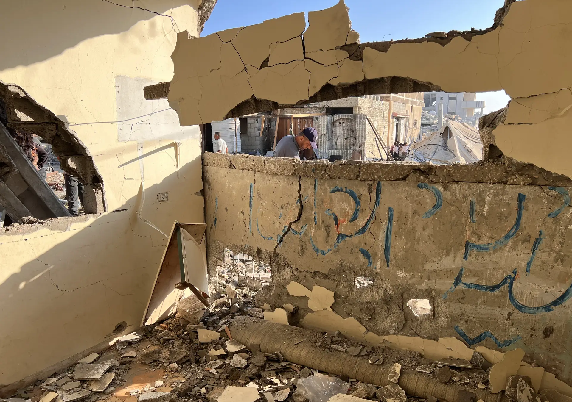 Israel reivindica morte de cem militantes em Khan Yunis