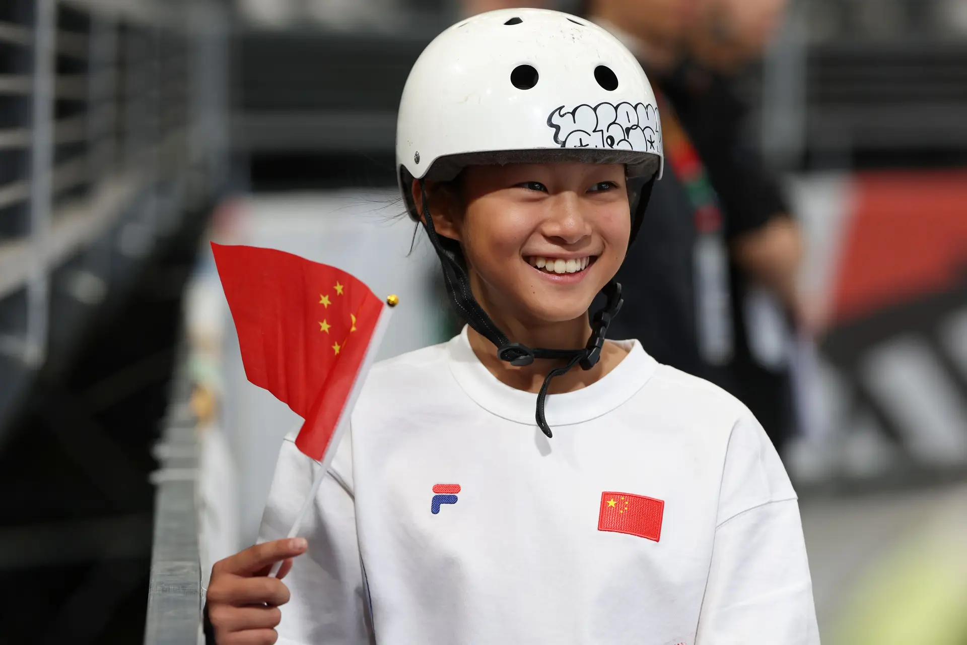 Zheng Haohao, a chinesa de 11 anos que se pode tornar a mais jovem campeã  olímpica de sempre - SIC Notícias