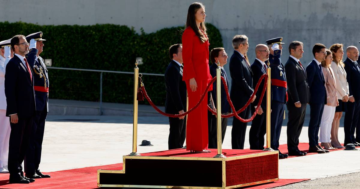 Princesa Leonor já está em Portugal e encontra-se com jovens no Oceanário