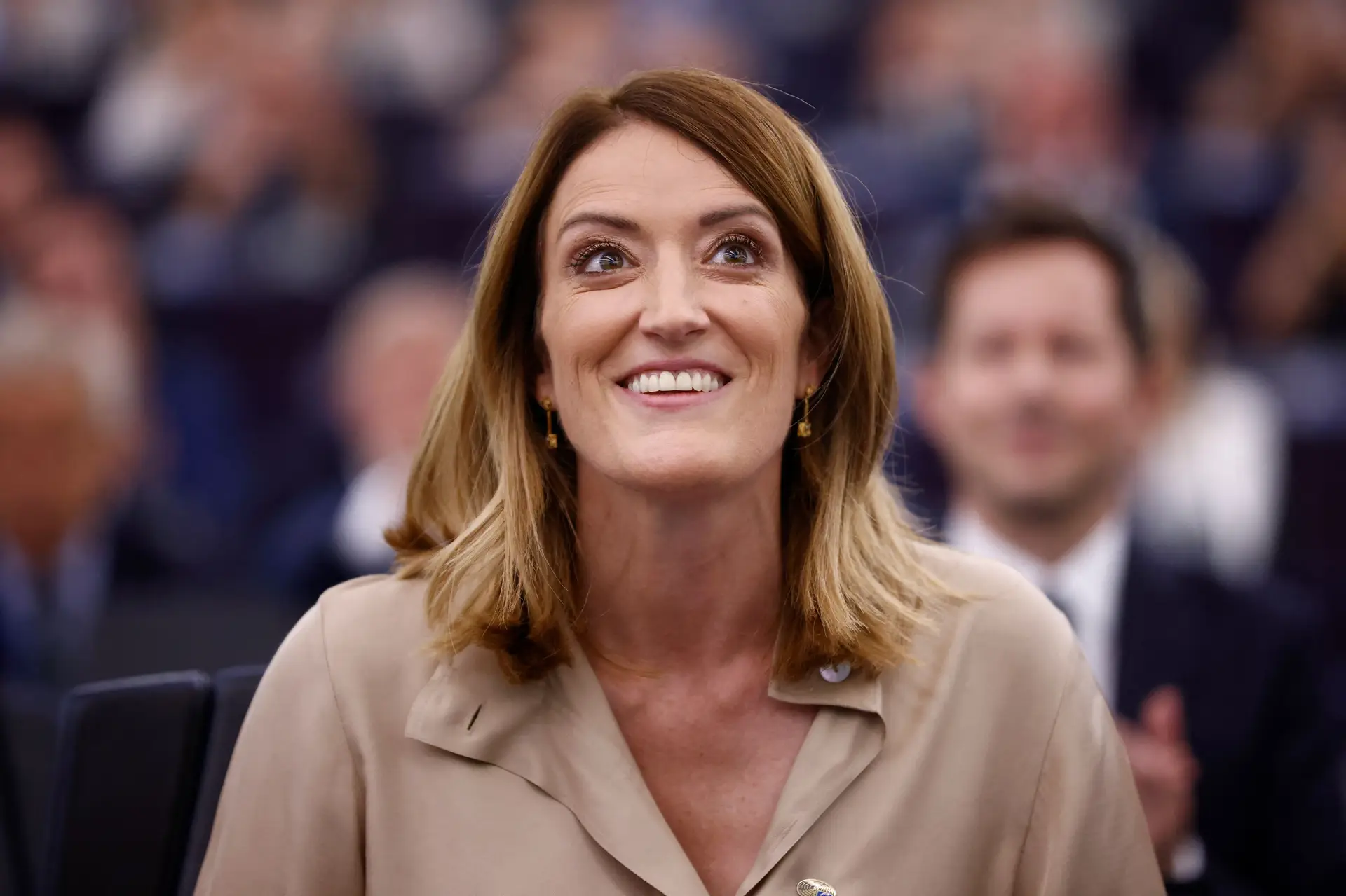 "Mis mejores votos": Roberta Metsola Felisita Montenegro al comienzo de la nueva palabra