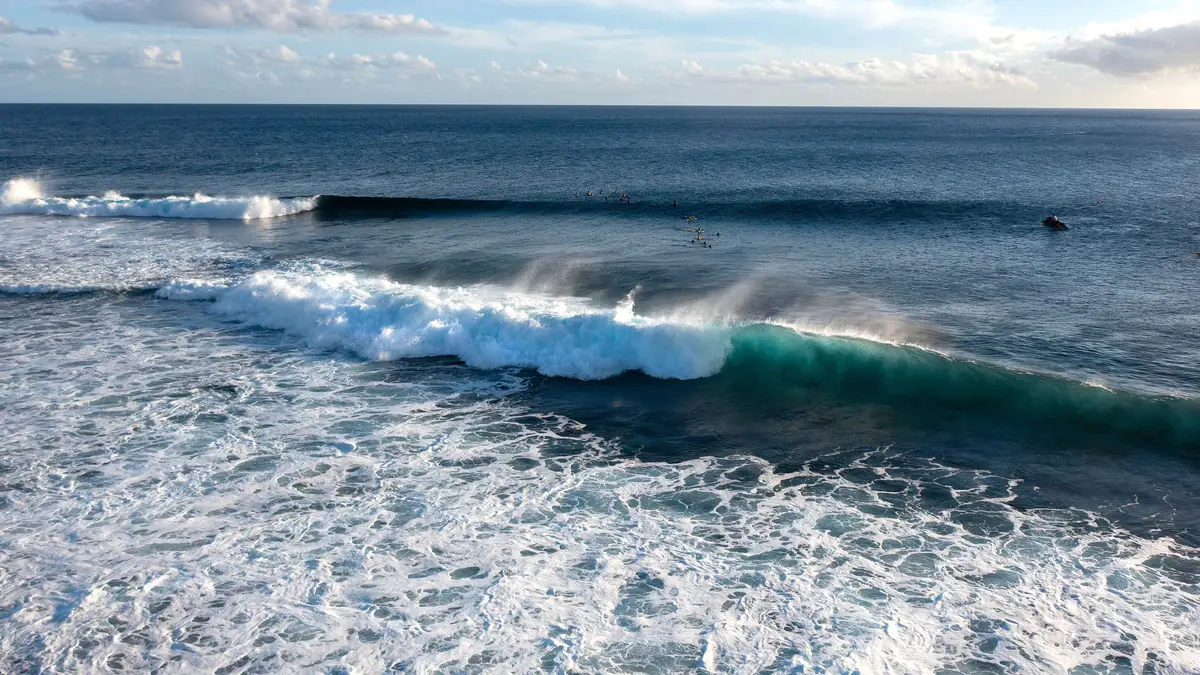 Taiti, Polinésia Francesa. A prova de surf dos Jogos Olímpicos de Paris vai realizar-se na Polinésia Francesa