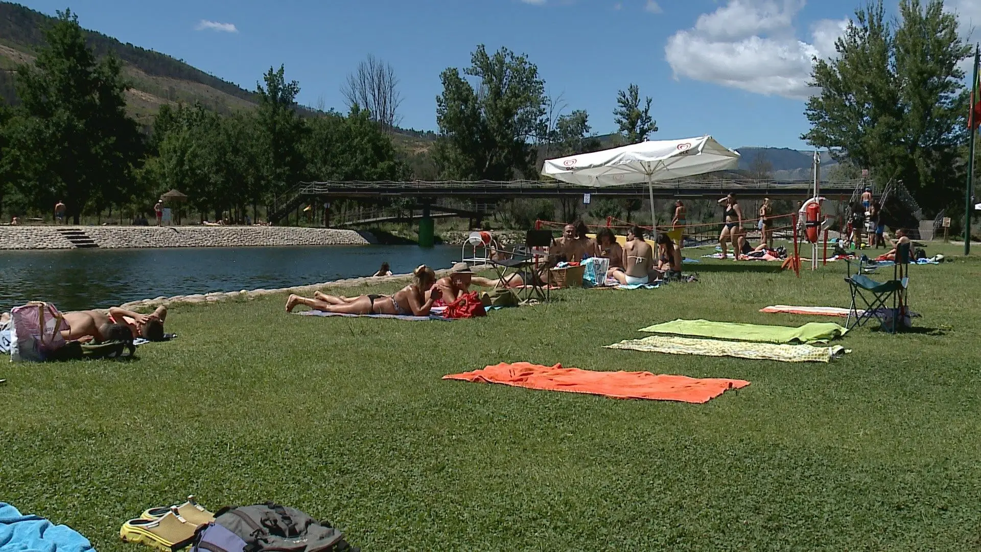 Praia fluvial de Valhelhas é a opção de muitos nas férias de verão
 #ÚltimasNotícias