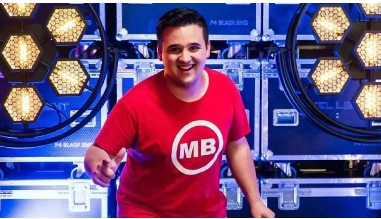 Cantor Miguel Bravo detido pela PJ por suspeitas de abuso sexual e pornografia de menores