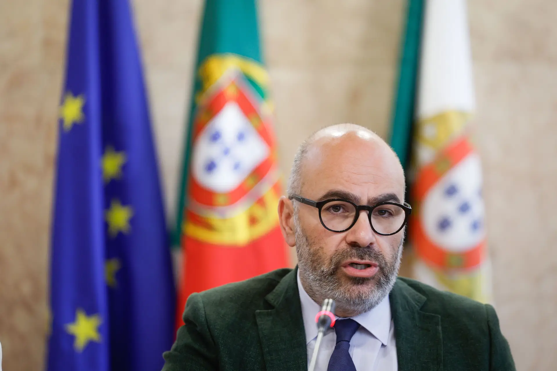 Miguel Pinto Luz garante que Governo não tem pressa em privatizar a TAP