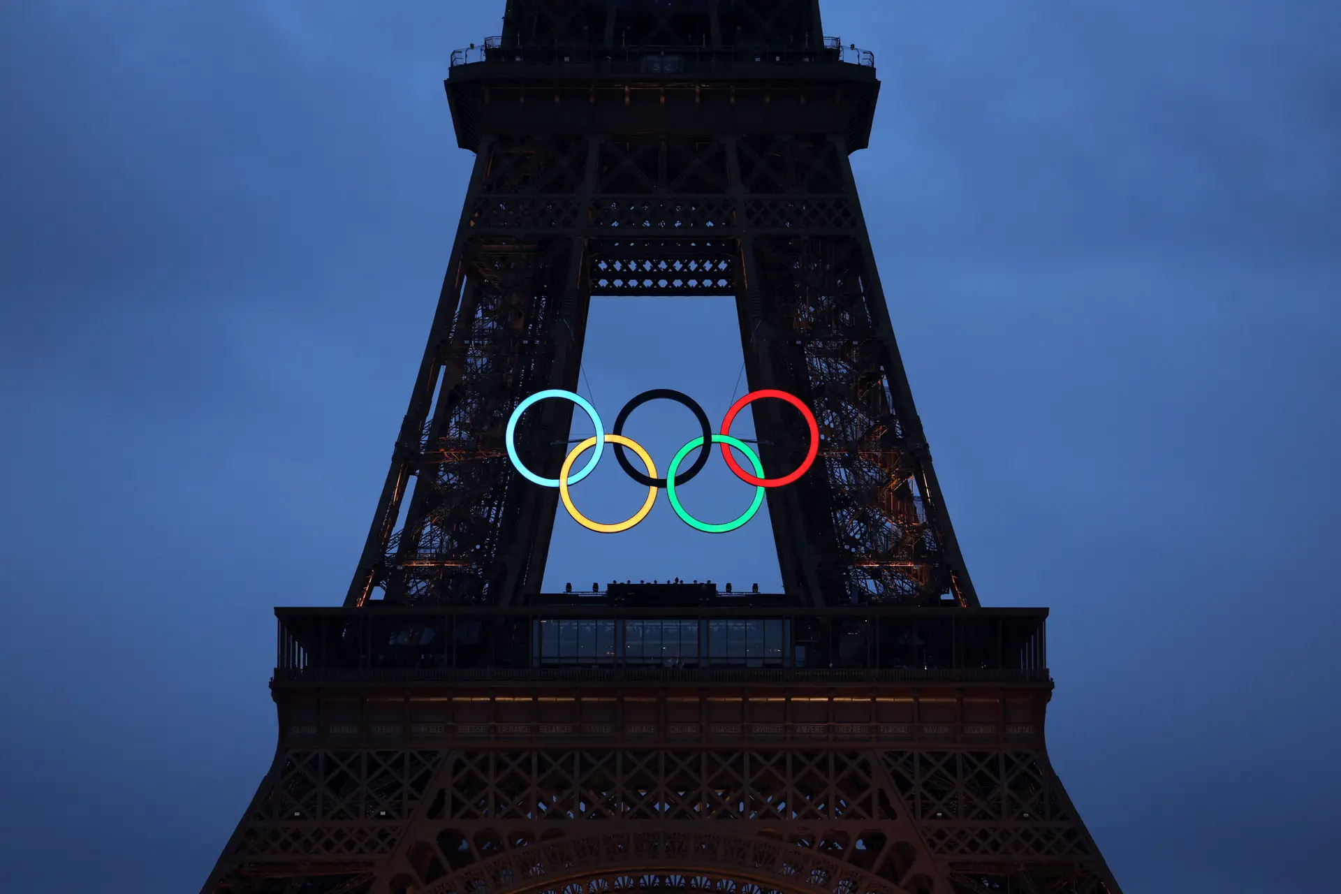 China conquista primeiras medalhas de ouro dos Jogos Olímpicos