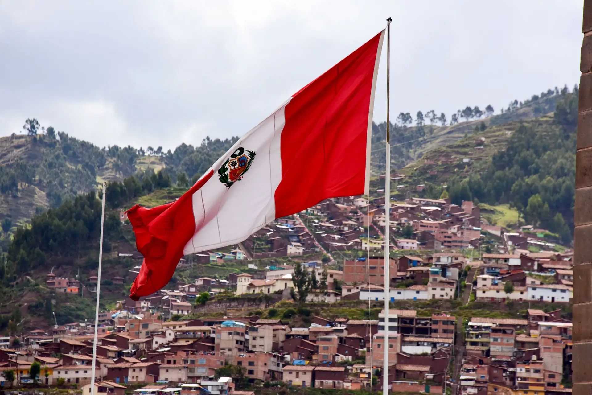 Venezuela rompe relações diplomáticas com o Peru