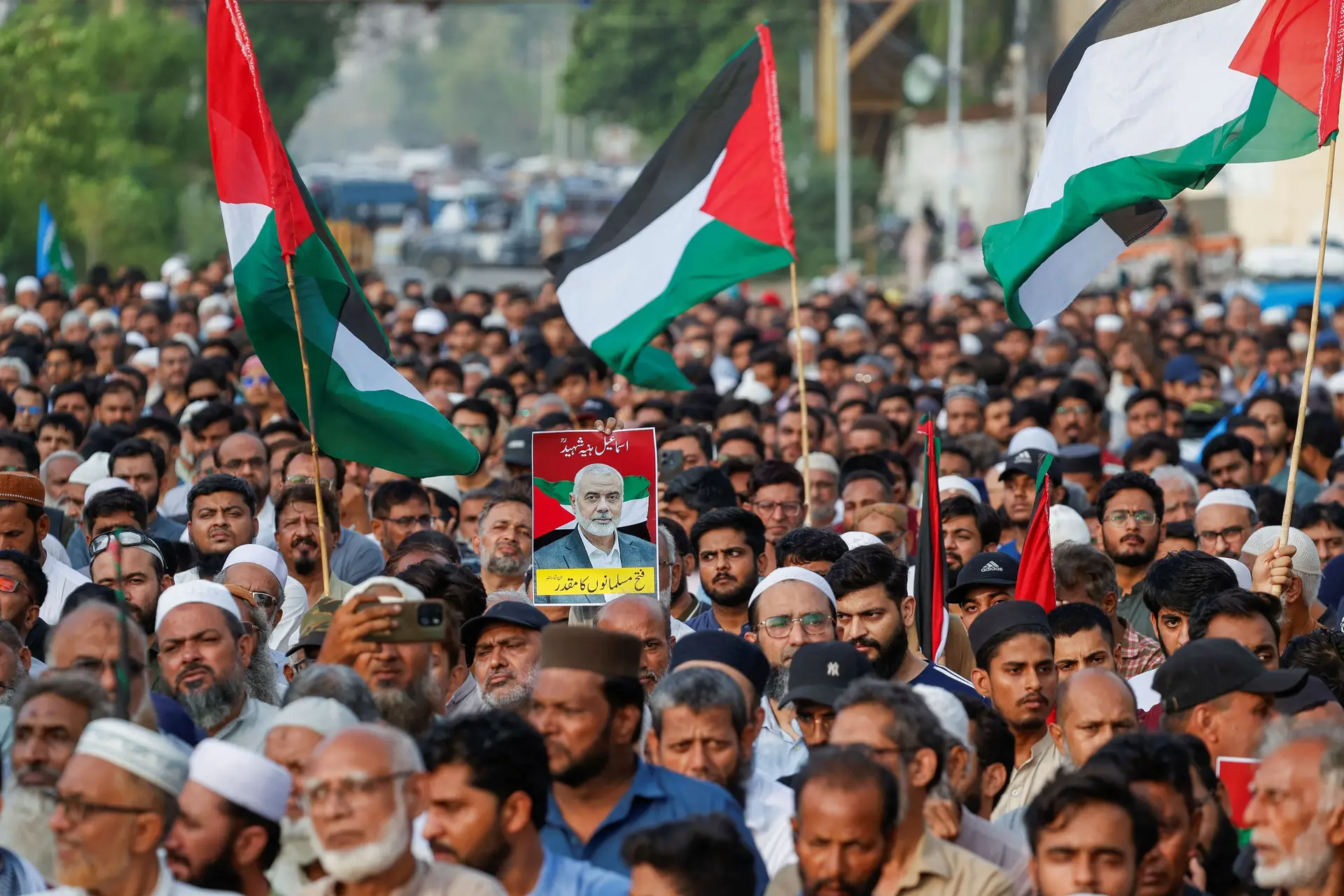 Começa o funeral do líder do Hamas na capital do Irão