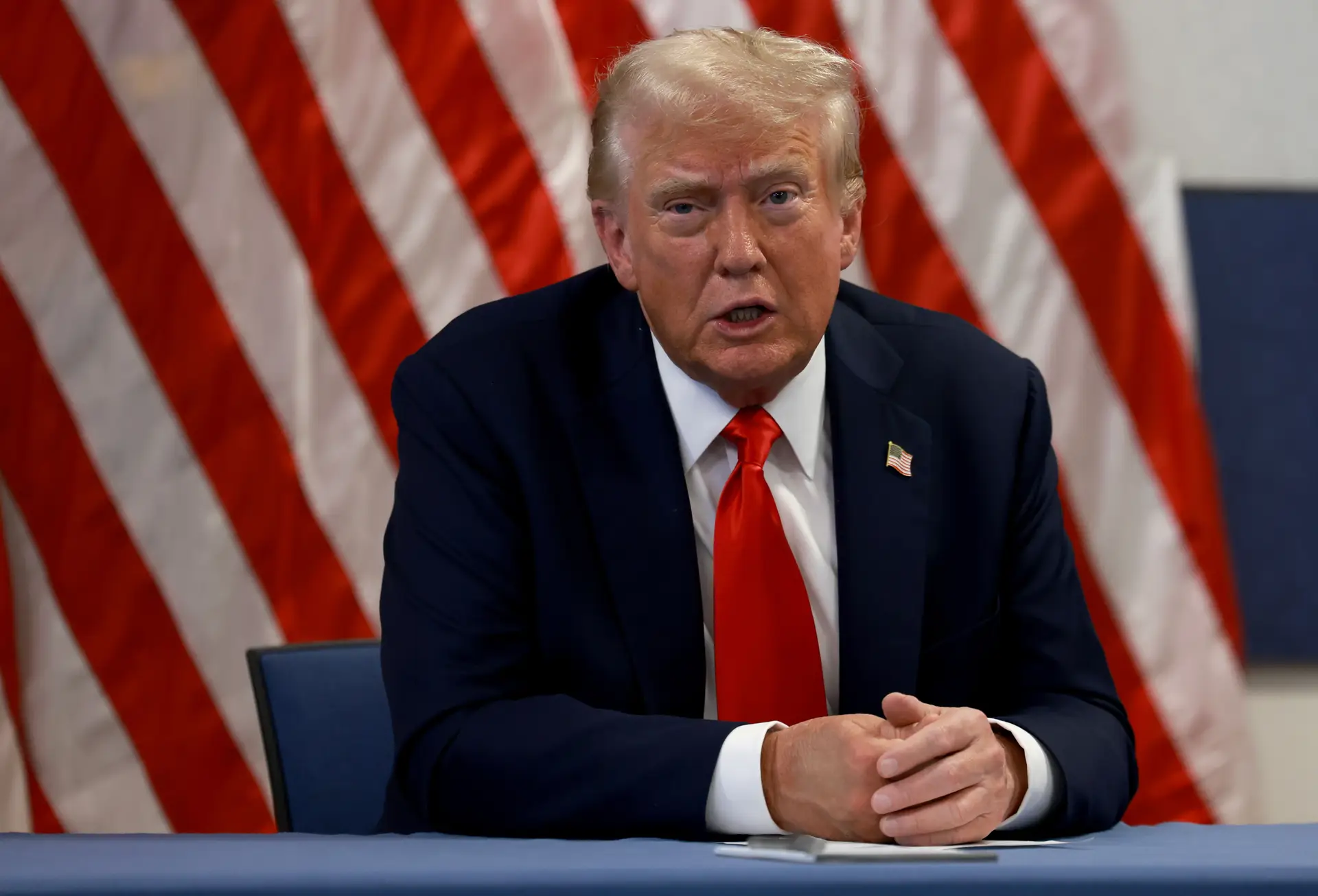 Trump acusa 'vice' de Kamala Harris de ser "perigoso radical de esquerda"
