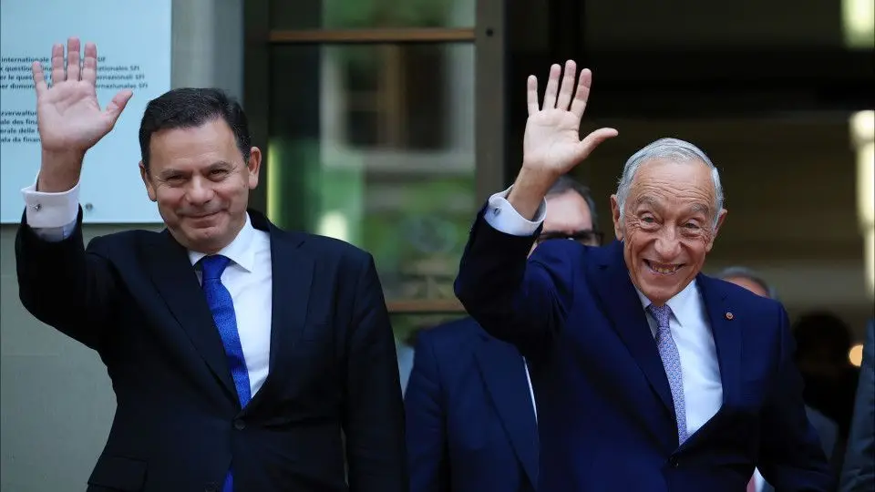 Marcelo e Montenegro visitam oncologia e maternidade do Hospital de Santa Maria