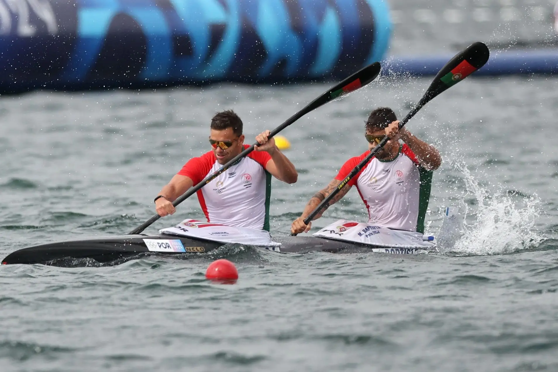 Canoístas João Ribeiro e Messias Batista apuram-se para a final de K2 500 metros 
