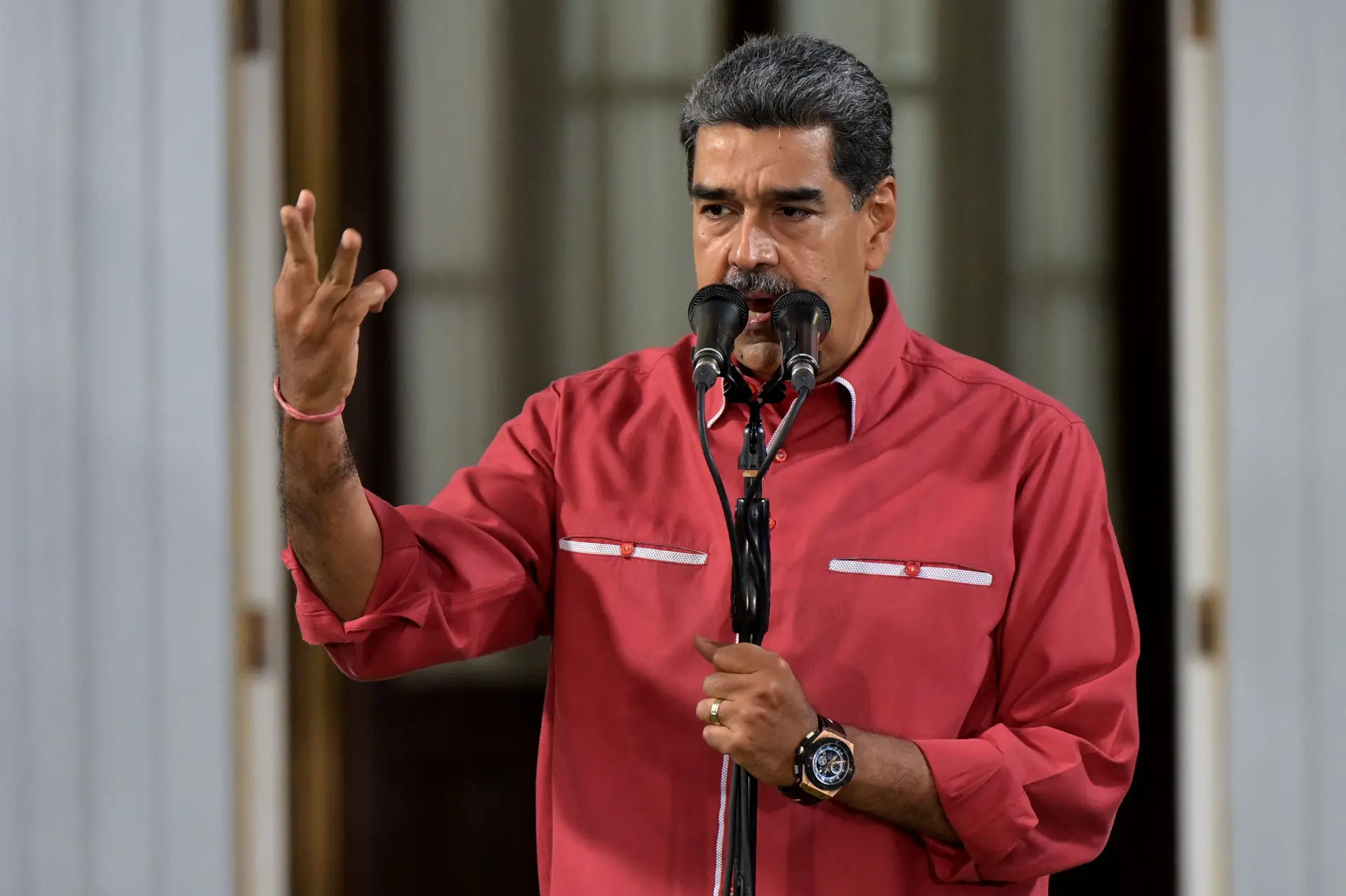 "Ninguém me vai calar": Maduro anuncia a suspensão da rede social X durante dez dias