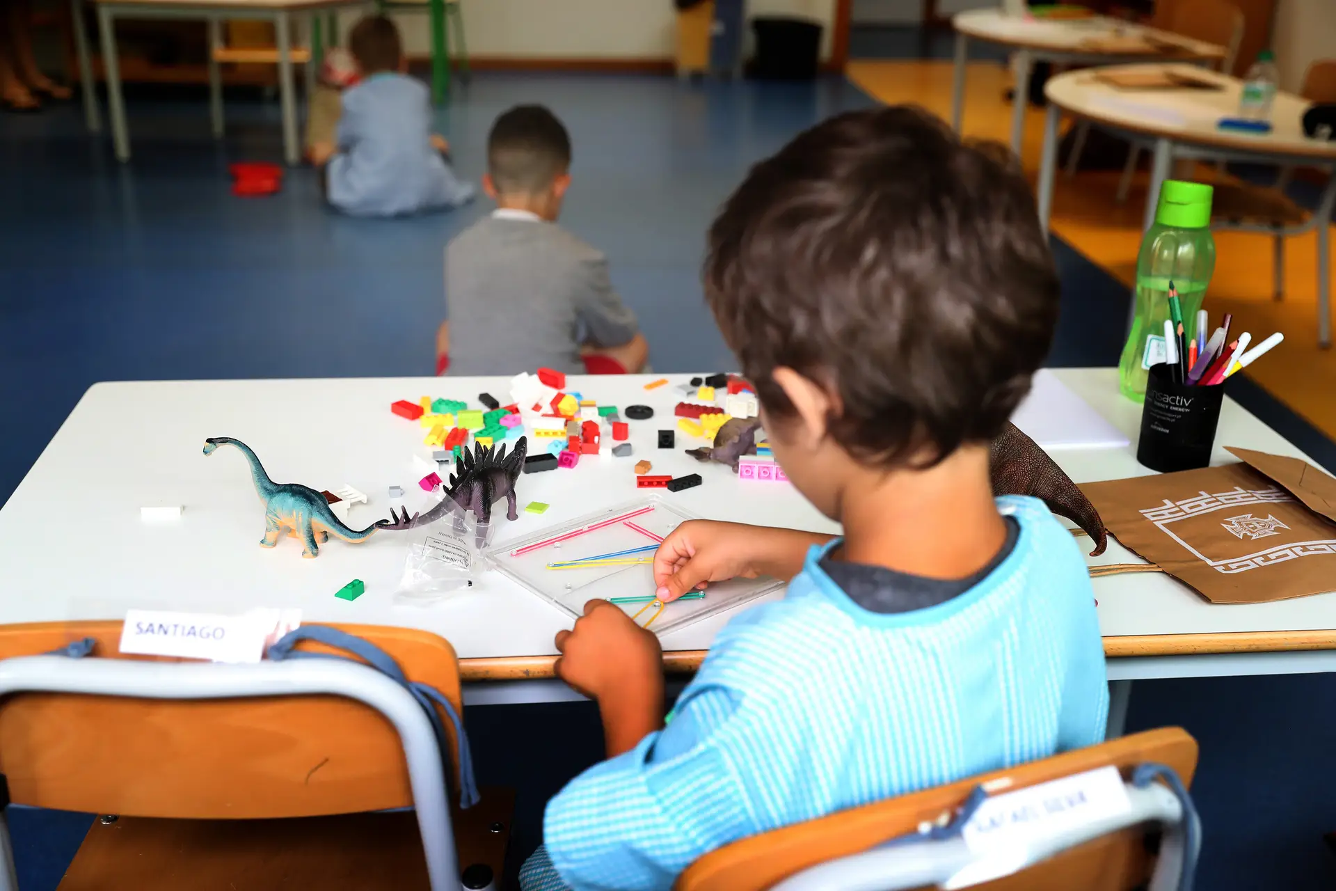 Eltern und Schulleiter fordern ein Ende der „Bestrafung“ von Kindern, die nach dem 15. September geboren wurden