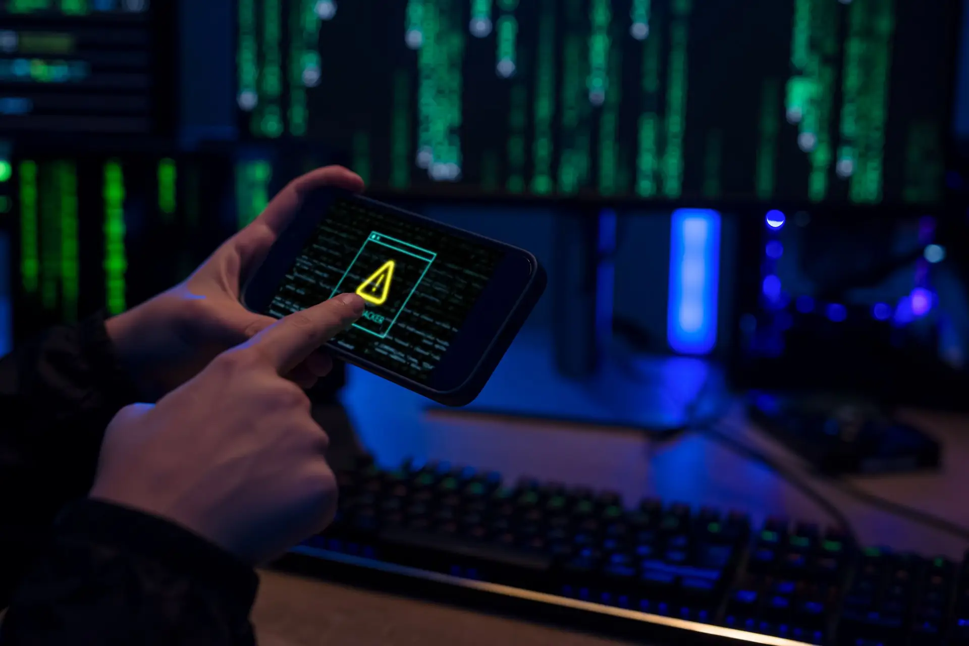 10 minutos: Polícia Judiciária detém estudante por burla informática de 73 mil euros