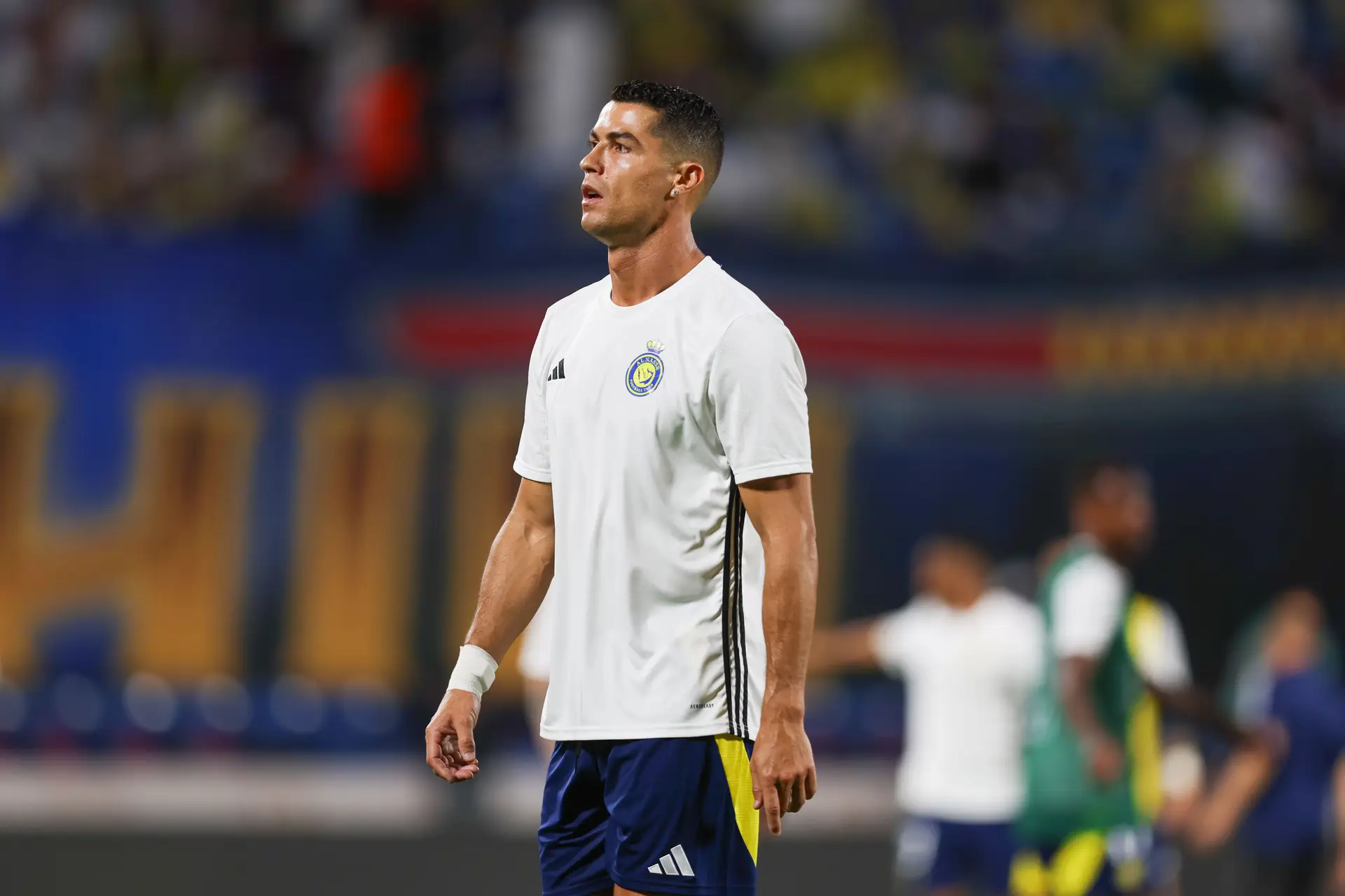 Cristiano Ronaldo aventura-se no Youtube e lança canal que promete surpreender os fãs