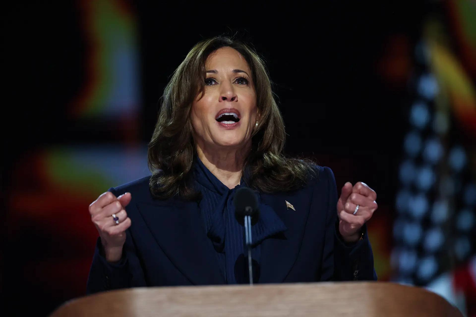 Kamala Harris accepte l’investiture démocrate et promet d’être « présidente de tous les Américains »