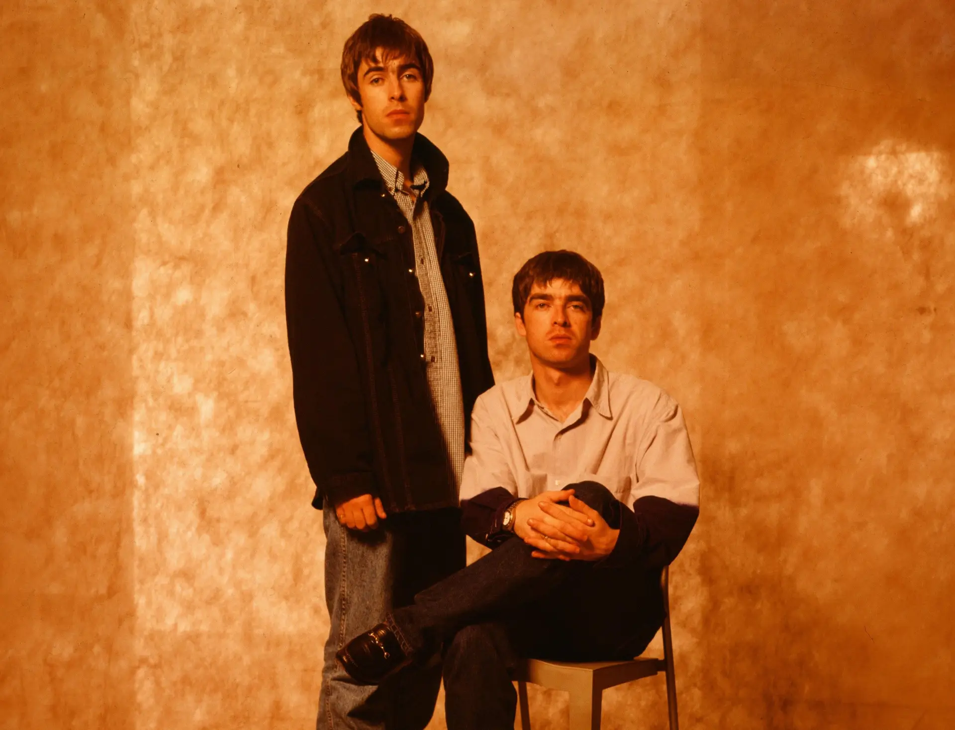 Oasis estão de volta? Irmãos Gallagher deixam no ar uma possível reunião da banda