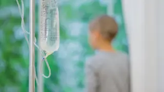 Cancro numa criança aumenta gastos familiares em mais 650 euros mensais